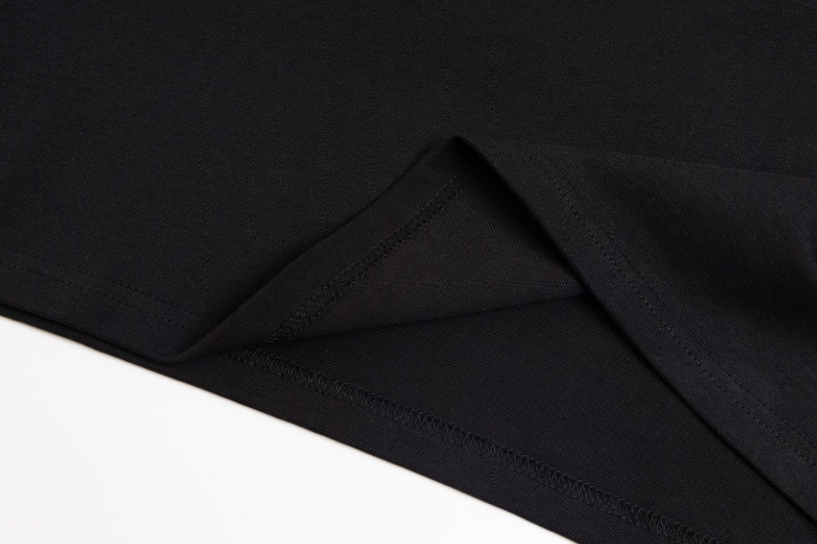 【今日特価】Prada トライアングルロゴ ミニマル T シャツ(カップル款 【今日特価】Prada トライアングルロゴ ミニマル T シャツ(カップル款