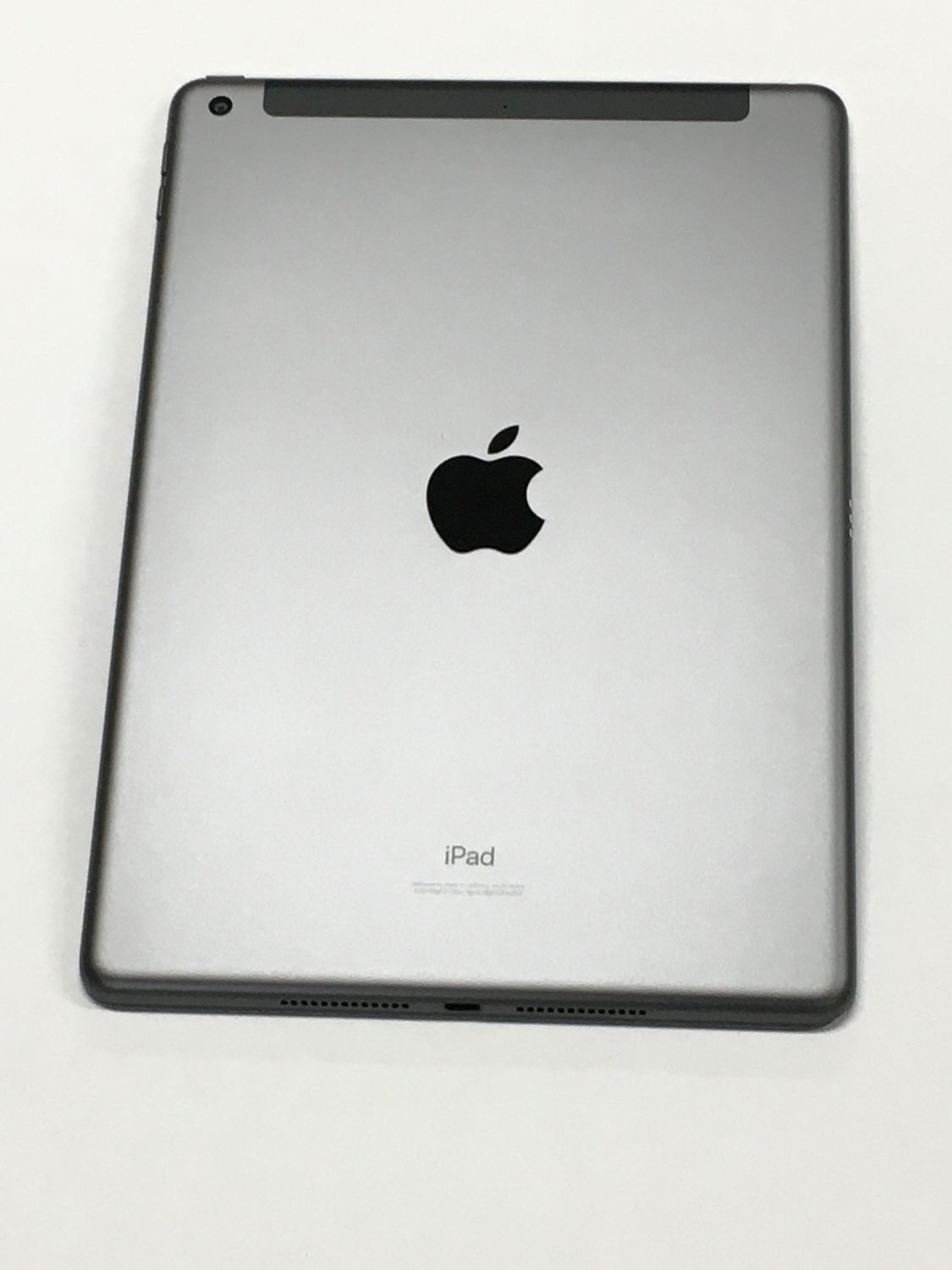 美品iPad第8世代 32GB SIMフリー バッテリー100% - メルカリ
