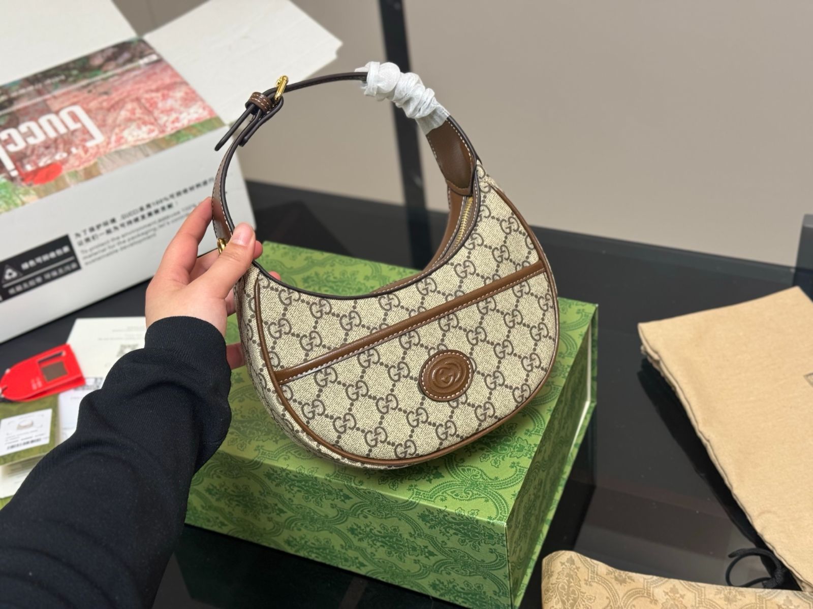 【今日特価】Gucci Marmont Moon Bag グッチ マーモント ムーン アームバッグ-WTO輸入2