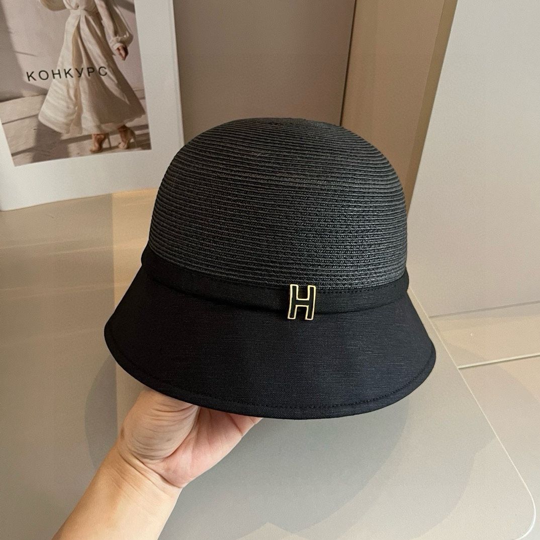 Dior（ディオール） 新モデルのストローハット、アニマルプリントがミックスされた日除け用ストローハット、頭囲 57cm -WTO輸入