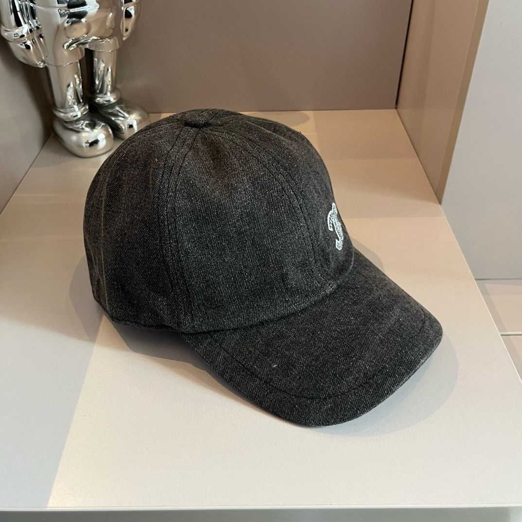 Chanel シャネル スモークグレーのベースボールキャップおすすめ！頭周り 57cm