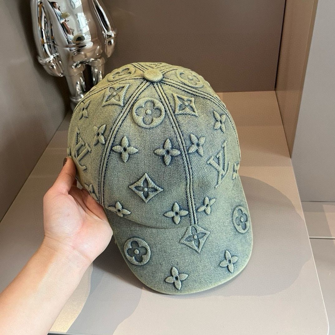 LV(ルイ・ヴィトン) クラシックなデニム プレス ベースボールキャップ ハイエンドカスタム 一般市場バージョンではない -WTO輸入1 LV(ルイ・ヴィトン) クラシックなデニム プレス ベースボールキャップ ハイエンドカスタム 一般市場バージョンではない -WTO輸入1