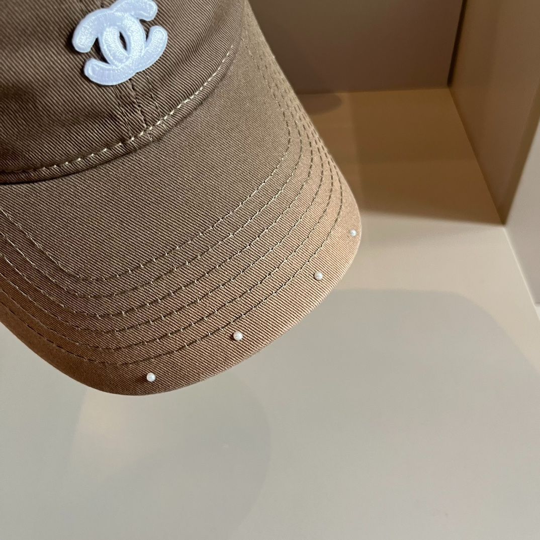Chanel（シャネル）のグラデーションベースボールキャップ -WTO輸入1