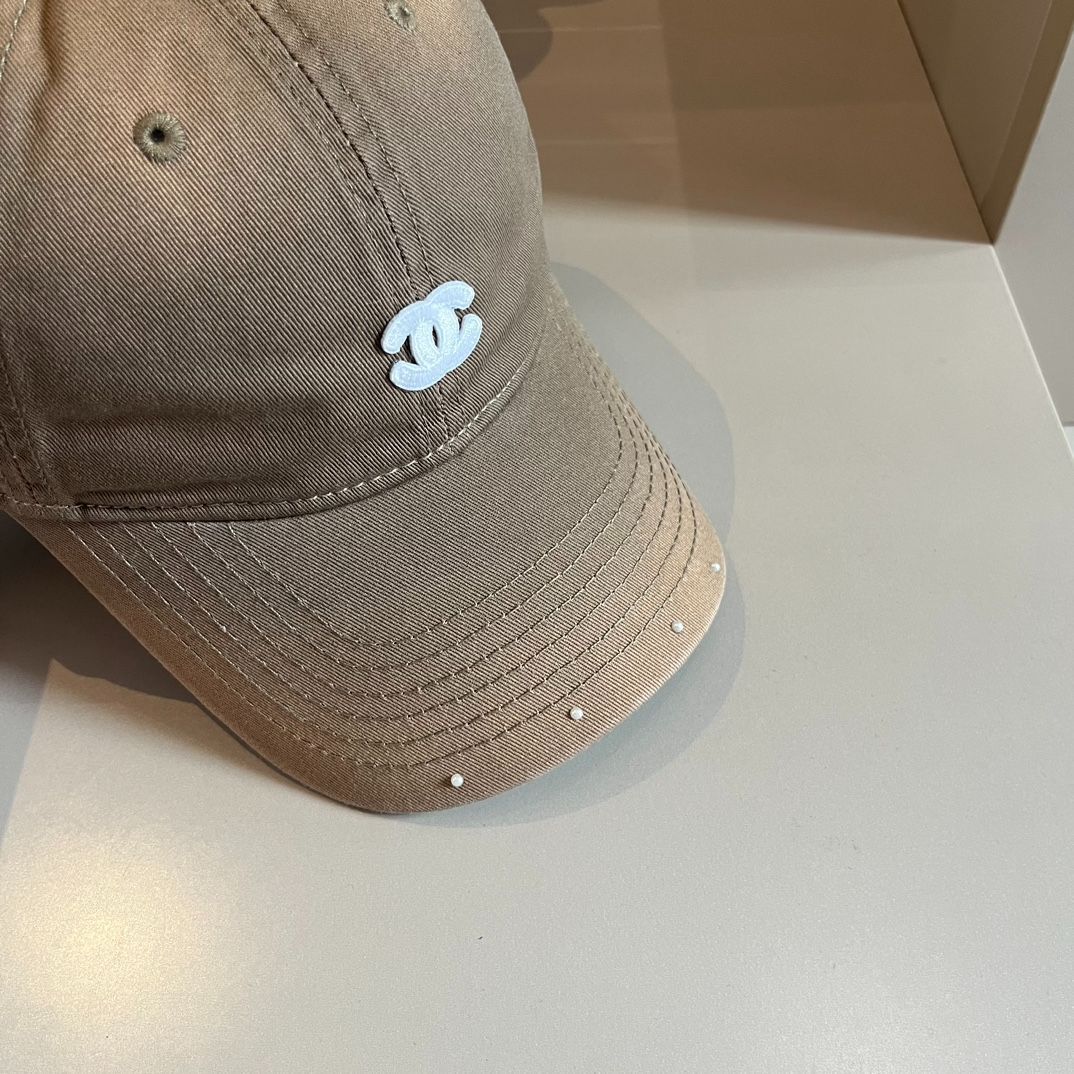 Chanel（シャネル）のグラデーションベースボールキャップ -WTO輸入1