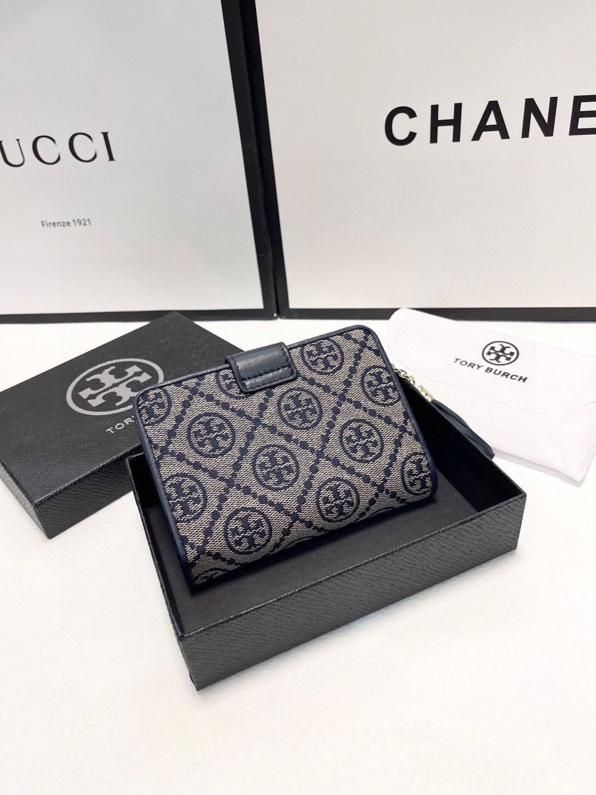 Tory Burch/湯麗柏琦/財布、クレジットカードスロット収納紙幣と手形、両用カードバッグ財布、多機能小銭入れカードバッグ三つ折り短冊財布[本日特価|新品未使用品]