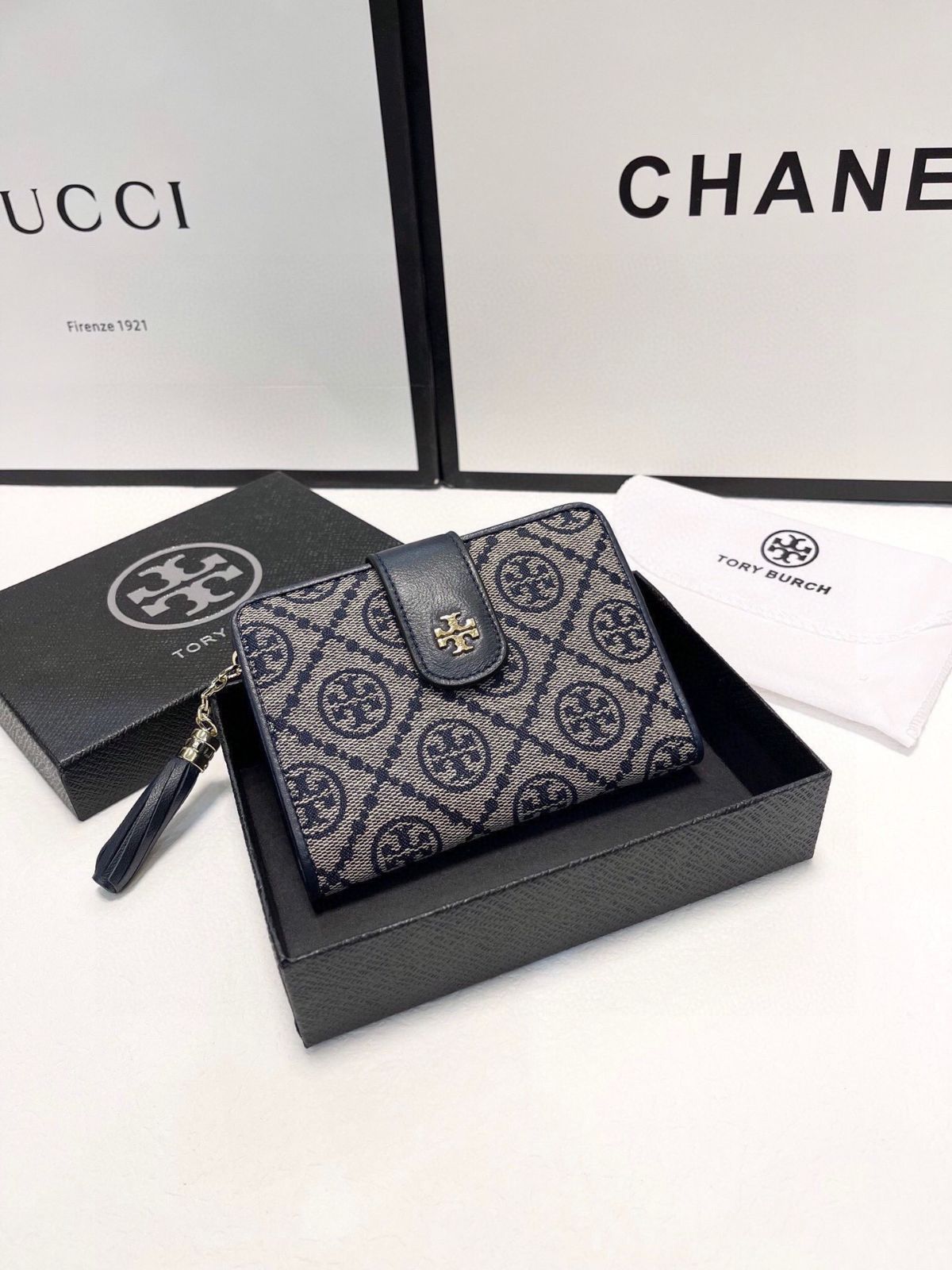 Tory Burch/湯麗柏琦/財布、クレジットカードスロット収納紙幣と手形、両用カードバッグ財布、多機能小銭入れカードバッグ三つ折り短冊財布[本日特価|新品未使用品]