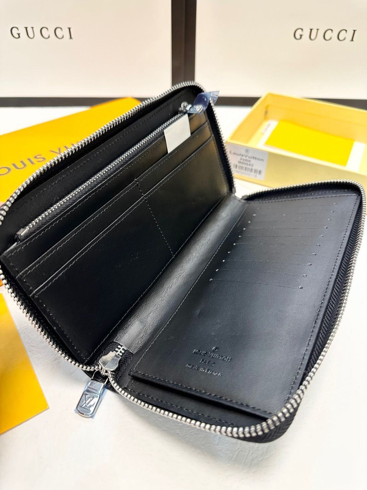 Louis Vuittonルイヴィトン/ウォレット、3つの仕切り8つのカードスロットを設置して現金各種消費カード伝票などを簡単に入れることができ、多機能小財布バッグ多カードビット大容量[本日特価|新品未使用品]