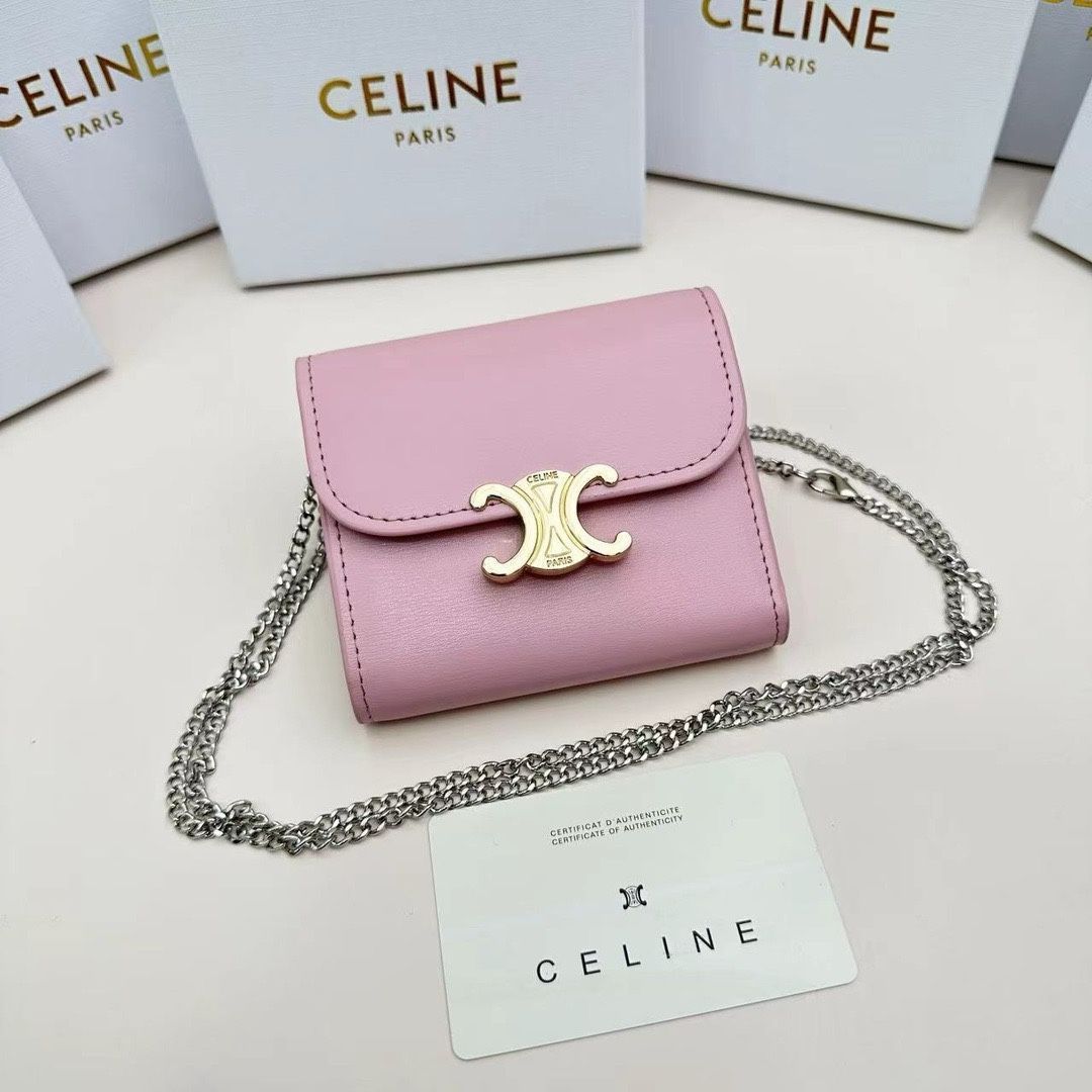 【本日限定】?Celine トリオンフ チェーンウォレット 10783 ? 高級本革＆チェーン付き！ミルクピンクの限定カラー[本日特価|新品未使用品]