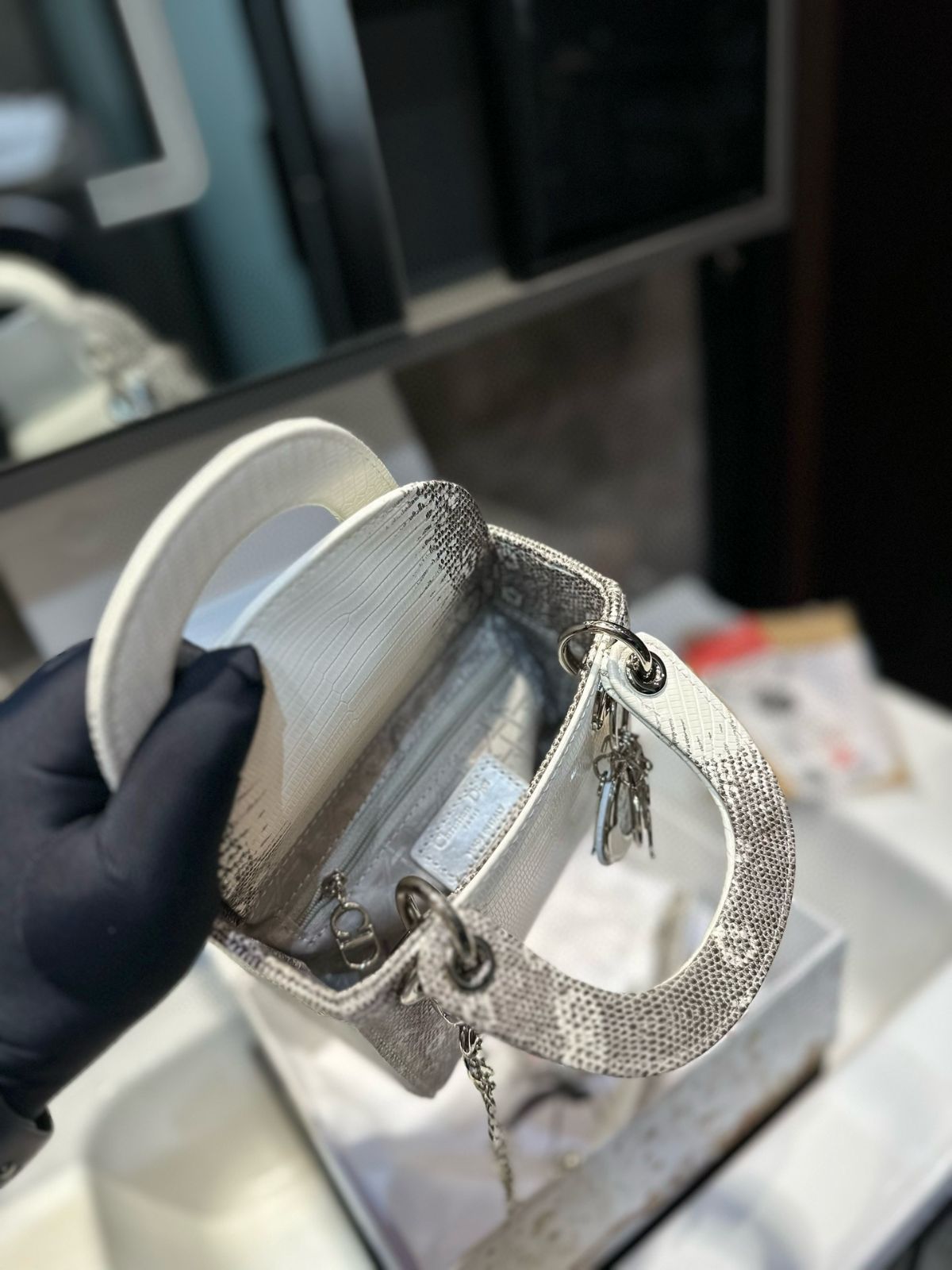 DIOR ヒマラヤ レディディオール 3ゴールド - 18cm ダイヤモンドハードウェア [本日特価|新品未使用品]