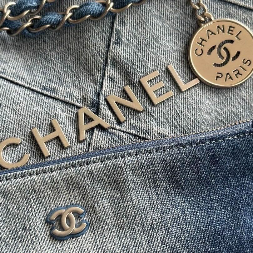 シャネル 22 CHANEL ハンドバッグ ミディアム