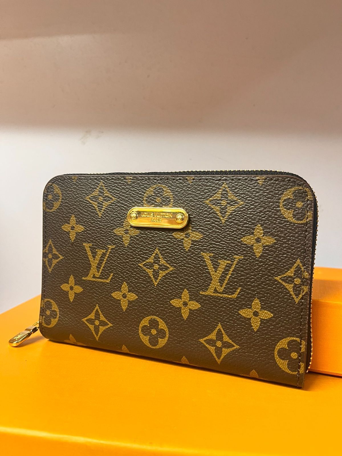 【本日限定特価】ルイ・ヴィトン マルゴ ウォレット 17×11×2cm モノグラムエンプレイントレザー [本日特価|新品未使用品]