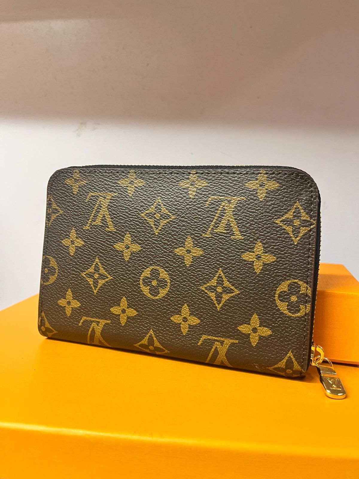 【本日限定特価】ルイ・ヴィトン マルゴ ウォレット 17×11×2cm モノグラムエンプレイントレザー [本日特価|新品未使用品]