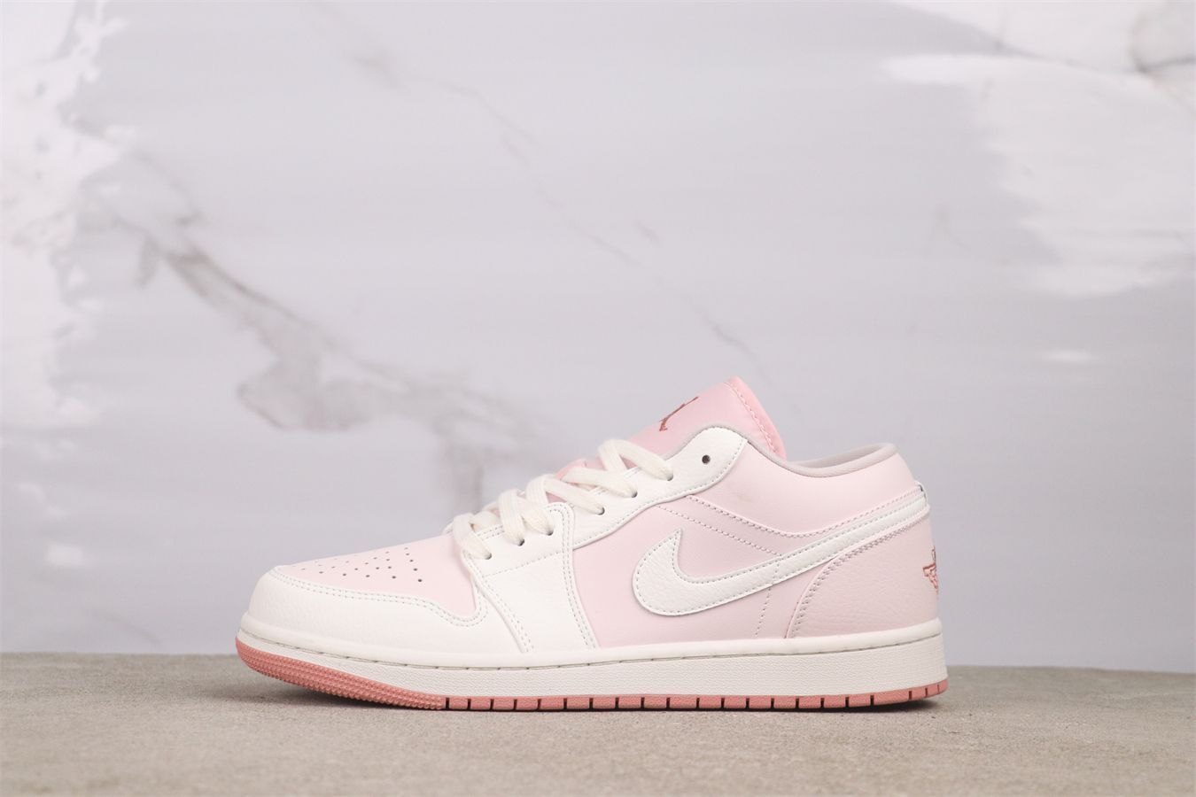 【今日特価】Air Jordan 1 Low IH0823-611 エアジョーダン 1 ローカット ホワイトピンク