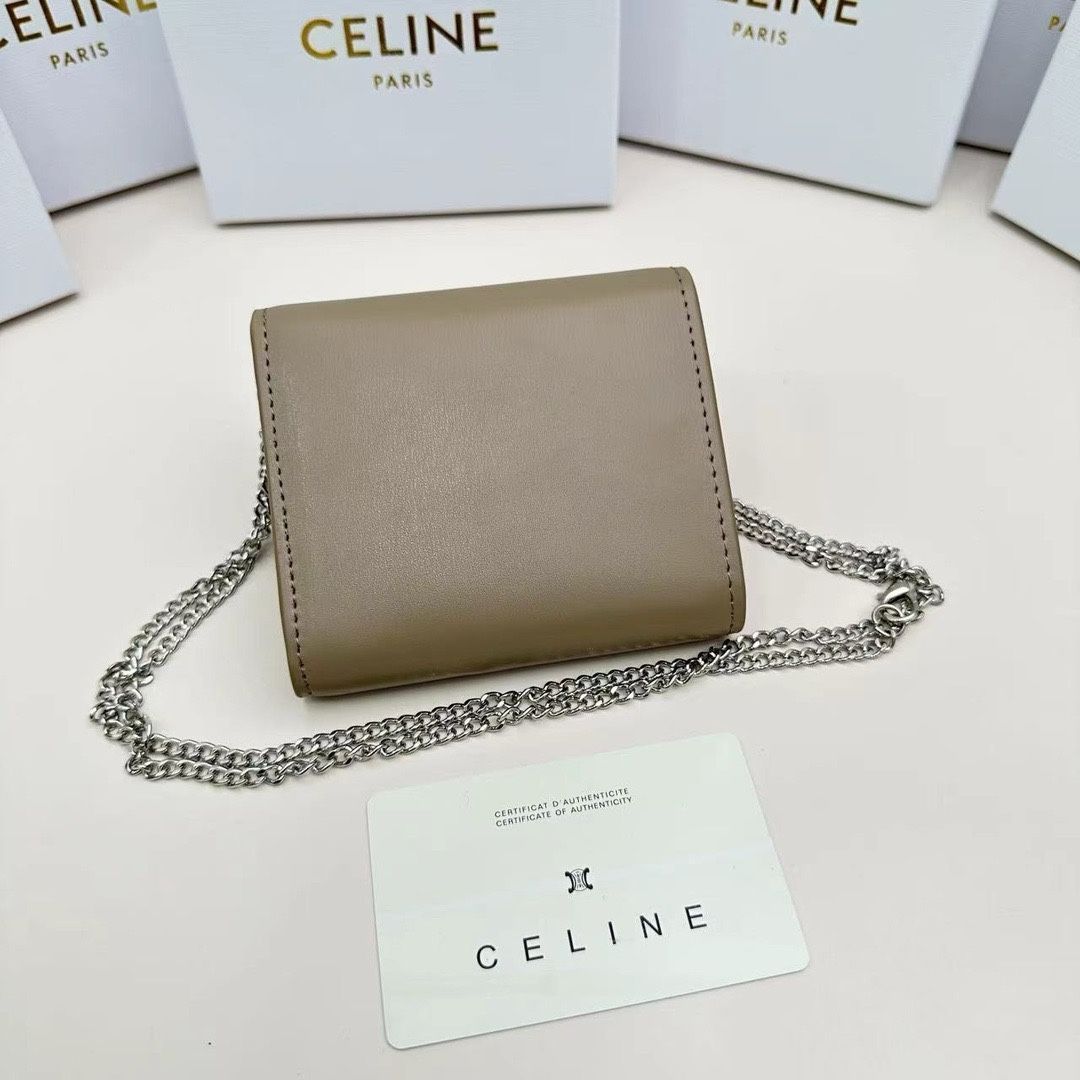 【本日限定】?Celine トリオンフ チェーンウォレット 10783 ? 高級本革＆チェーン付き！マルチ使い[本日特価|新品未使用品]-MM輸入