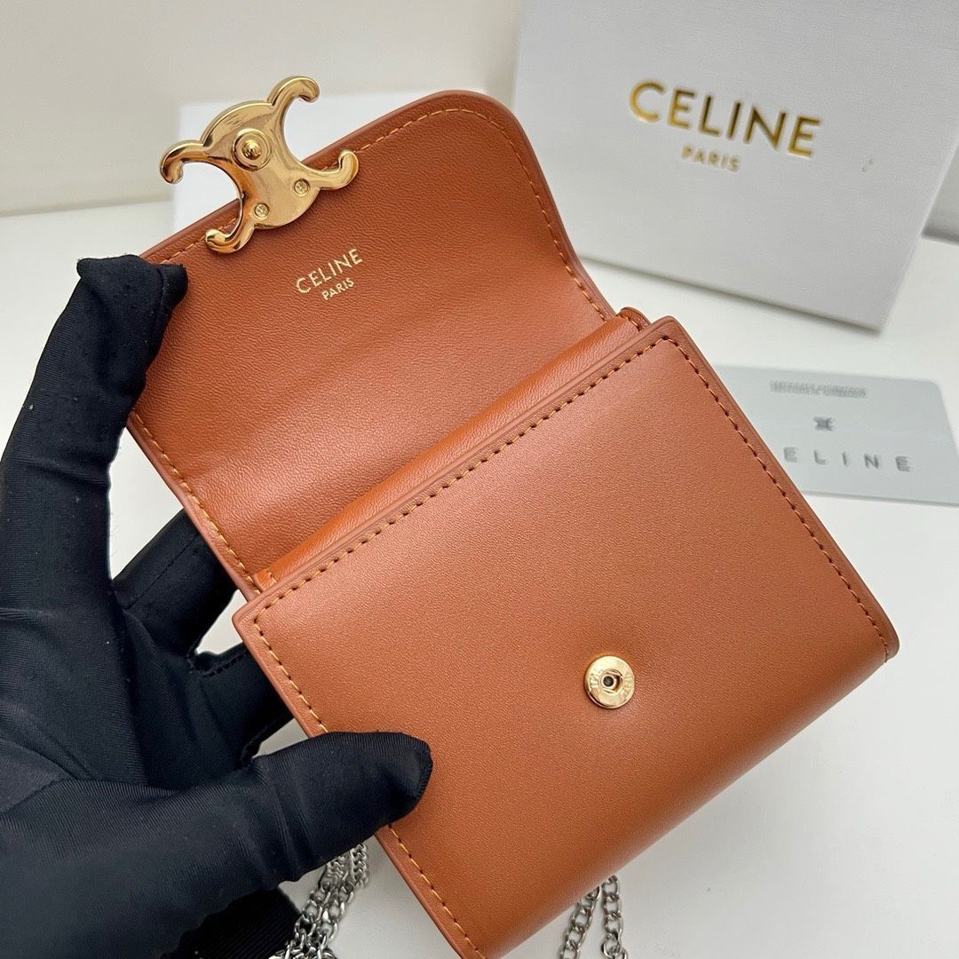 【本日限定】?Celine トリオンフ チェーンウォレット 10783 ? 高級本革＆チェーン付き！マルチ使い可能[本日特価|新品未使用品]-MM輸入