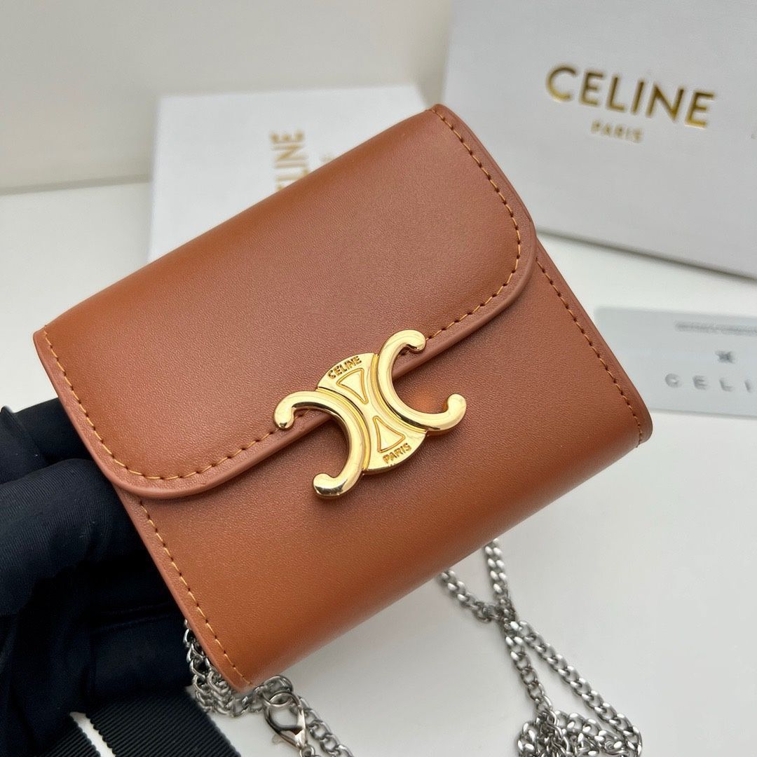 【本日限定】?Celine トリオンフ チェーンウォレット 10783 ? 高級本革＆チェーン付き！マルチ使い可能[本日特価|新品未使用品]-MM輸入