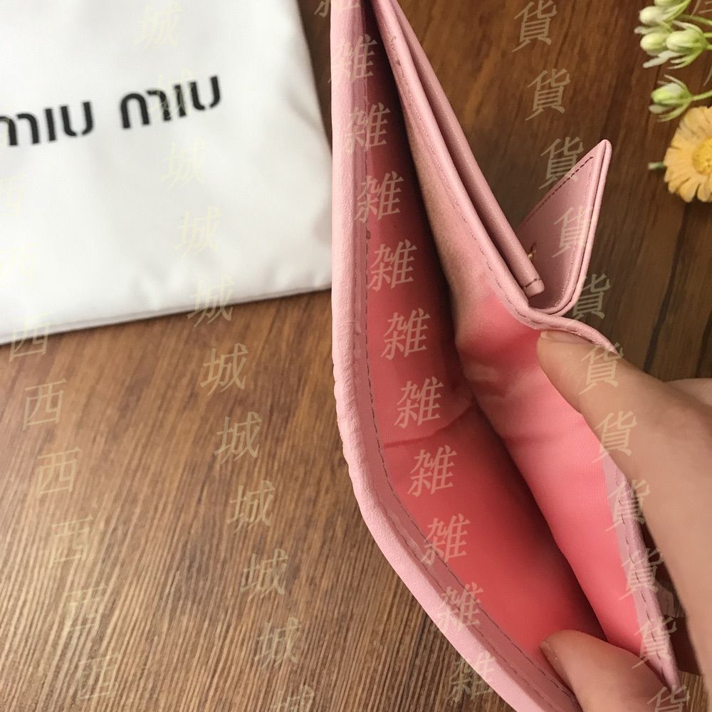 MIUMIU 折り財布 マテラッセ ピンク[本日特価|新品未使用品]-MM輸入