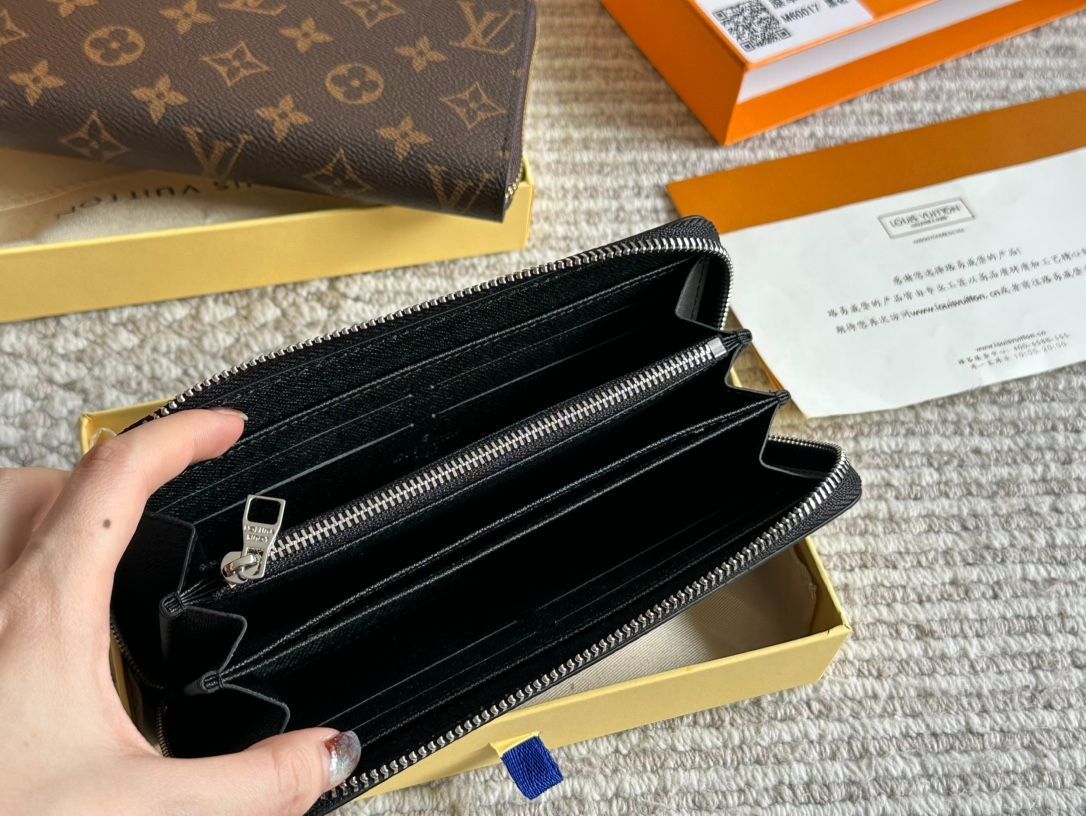 【本日限定特価】ロングシャン 豆豆ウォレット 19×10cm ユニセックス 専用ボックス付き[本日特価|新品未使用品]
