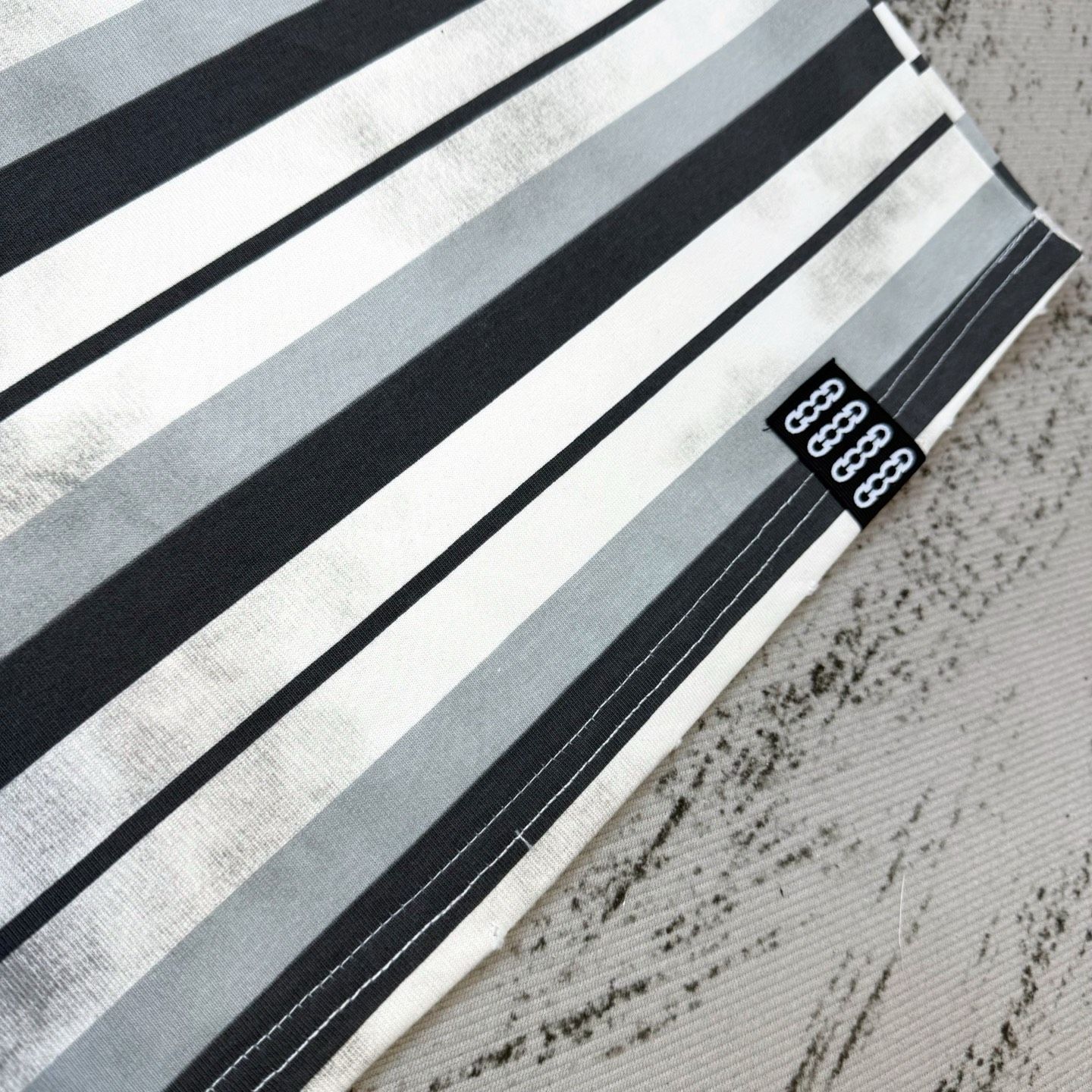 【今日特価】GOODBRAND Stripe Burnout Lettering T-Shirt 【今日特価】GOODBRAND Stripe Burnout Lettering T-Shirt