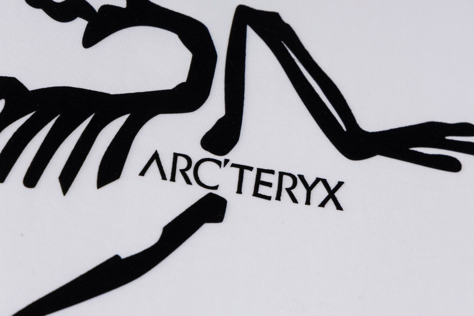 【今日特価】Arcteryx アークテリクス 25SS ロゴプリント T シャツ 【今日特価】Arcteryx アークテリクス 25SS ロゴプリント T シャツ