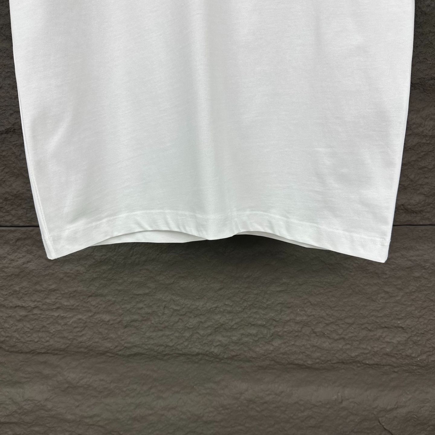 【今日特価】Balenciaga 2025 シリコーン立体文字 カップル T 【今日特価】Balenciaga 2025 シリコーン立体文字 カップル T