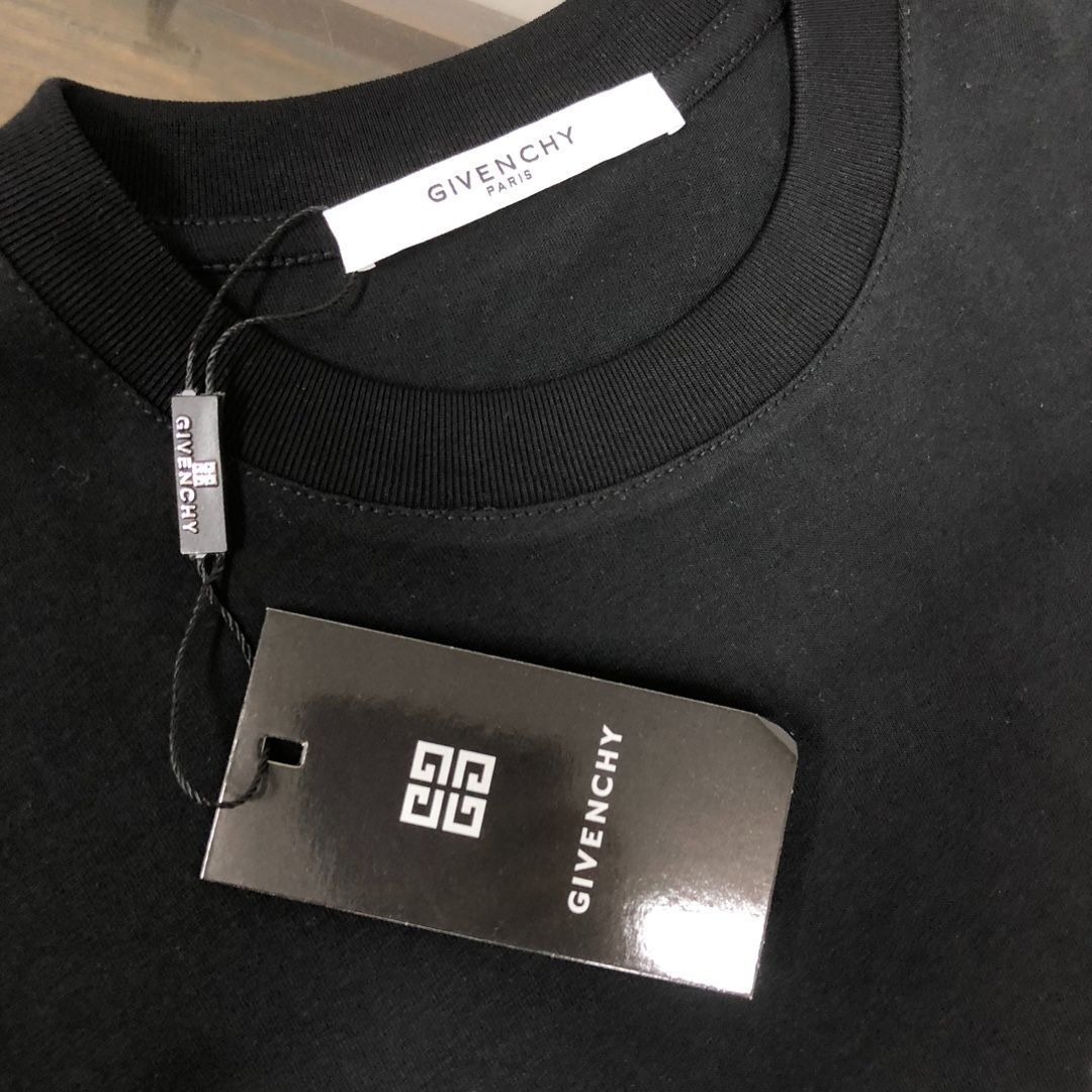 【今日特価】Givenchy 25SS サマー T シャツ