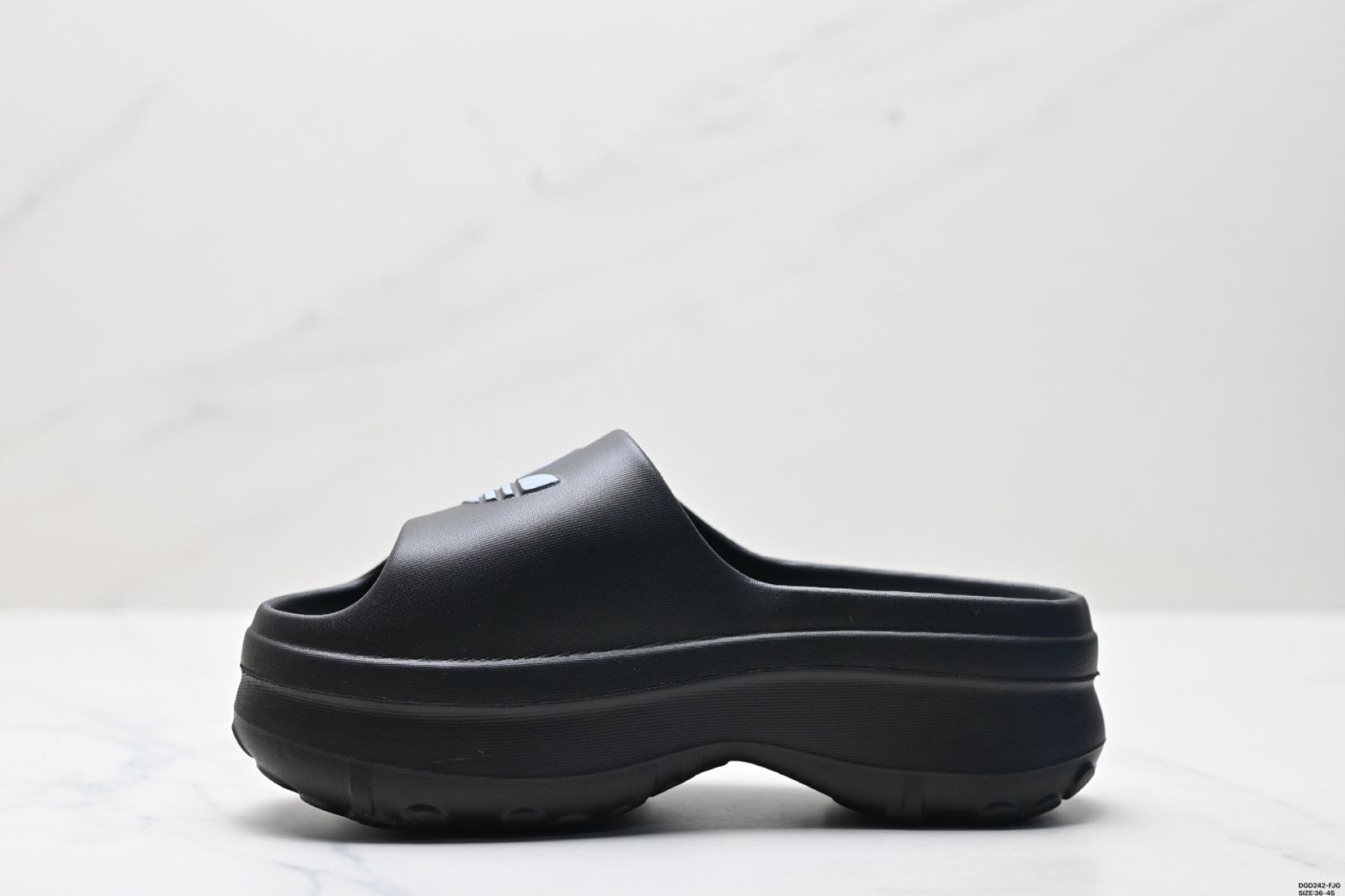 【今日特価】Adidas Originals AdiFOM Stan 送料無料 在庫限定セール価格！