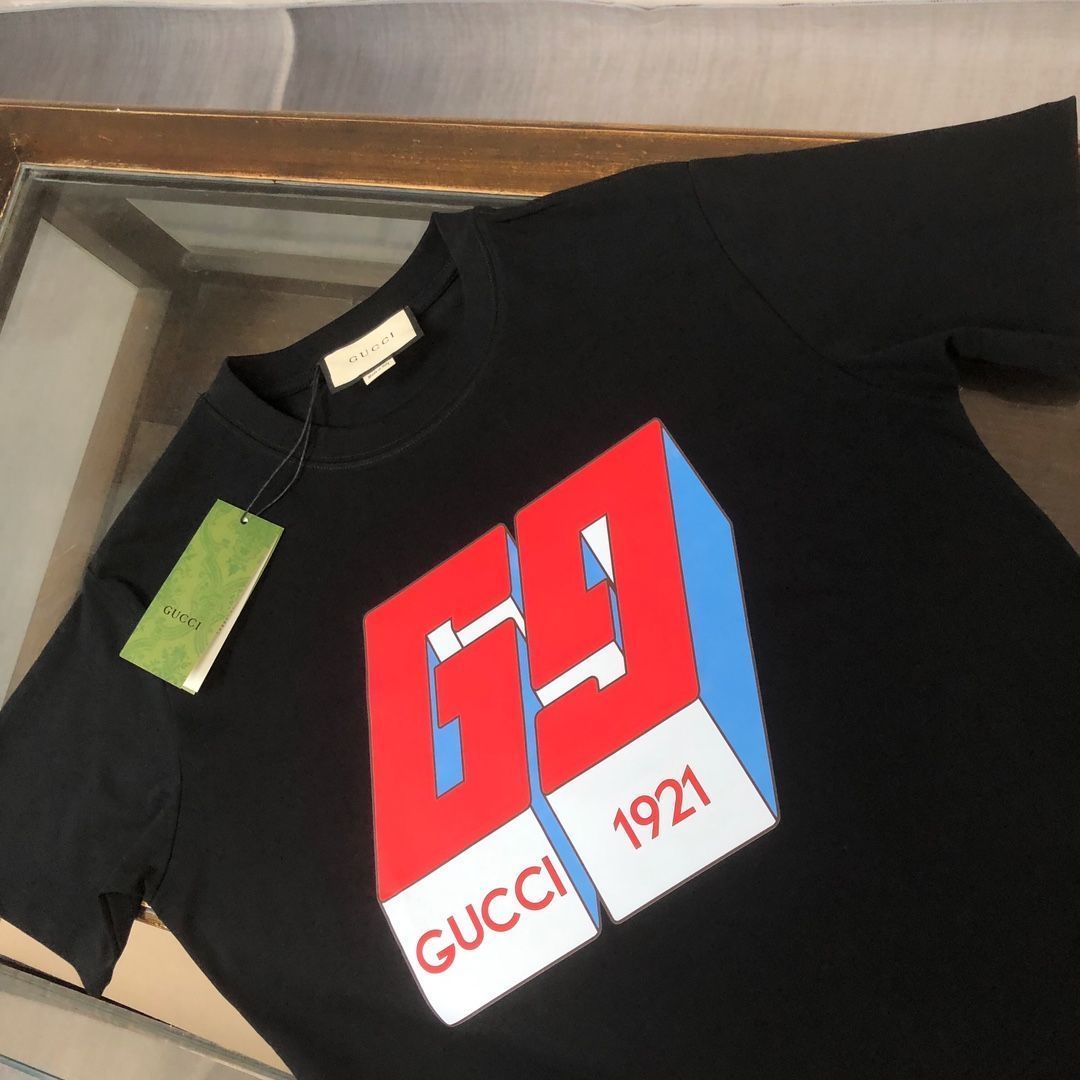 【本日限定特価】GUCCI クルーネックTシャツ - 高品質コットンで快適な着心地 [本日特価|新品未使用品]