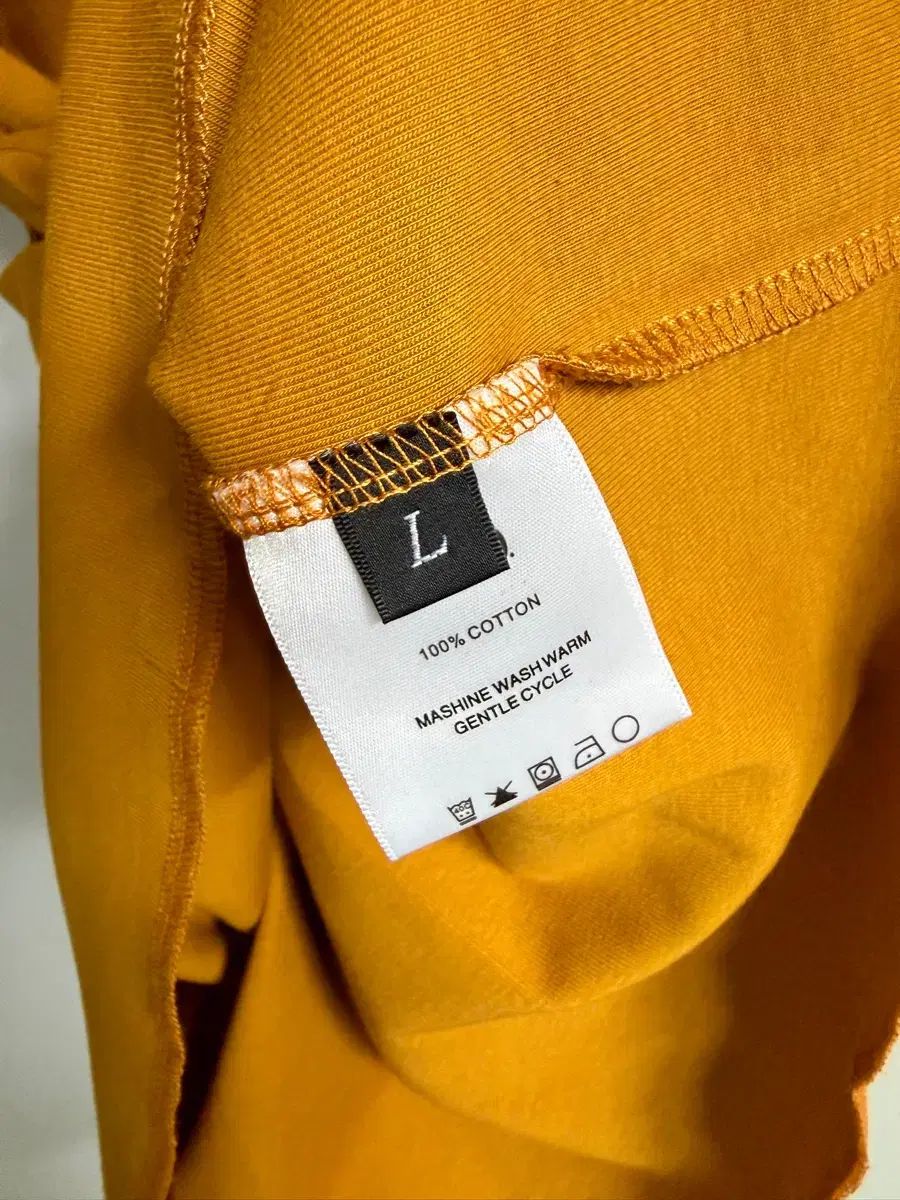 ERD Love Isn't Enough プリンティング ラウンド 半袖 Tシャツ 出品 ERD Love Isn't Enough プリンティング ラウンド 半袖 Tシャツ 出品