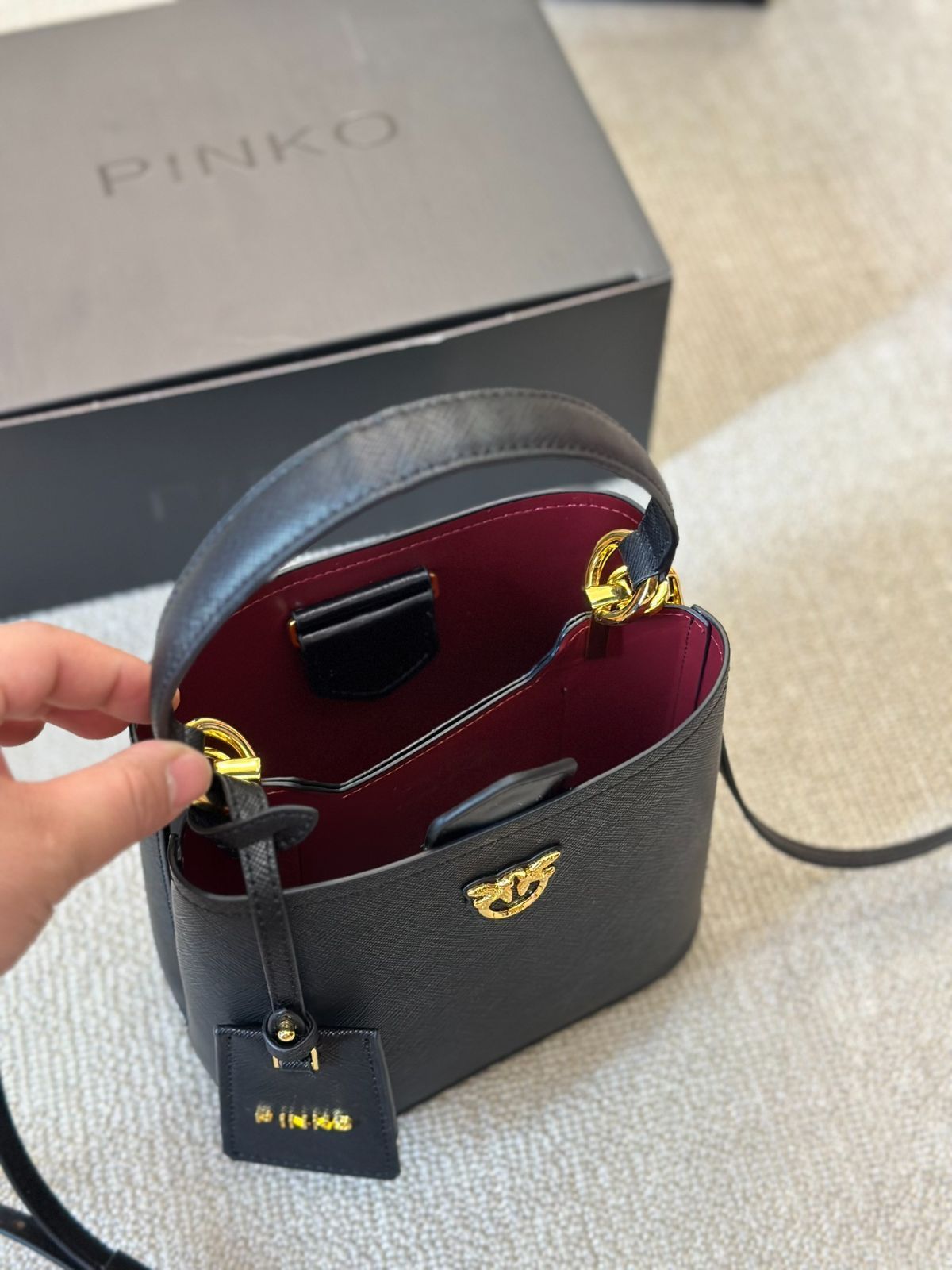 【今日特価】(PINKO) ホボ アームバッグ 限定スワロウバッグ 送料無料 在庫限定セール価格！-WTO輸入1