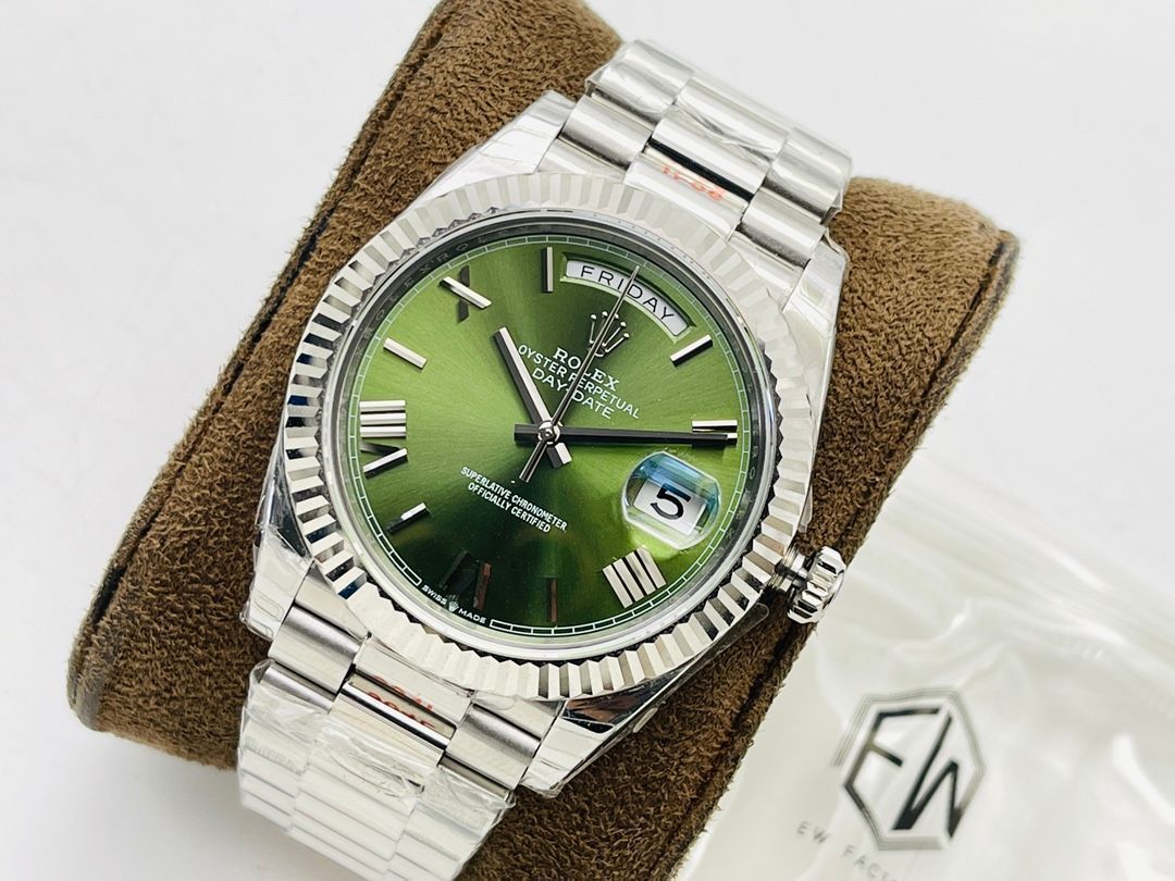 ご購入大歓迎です ROLEX未使用です サファイアミラーの男性用腕時計です 自動巻き｜本日限定特価｜新品未使用--WTO輸入3