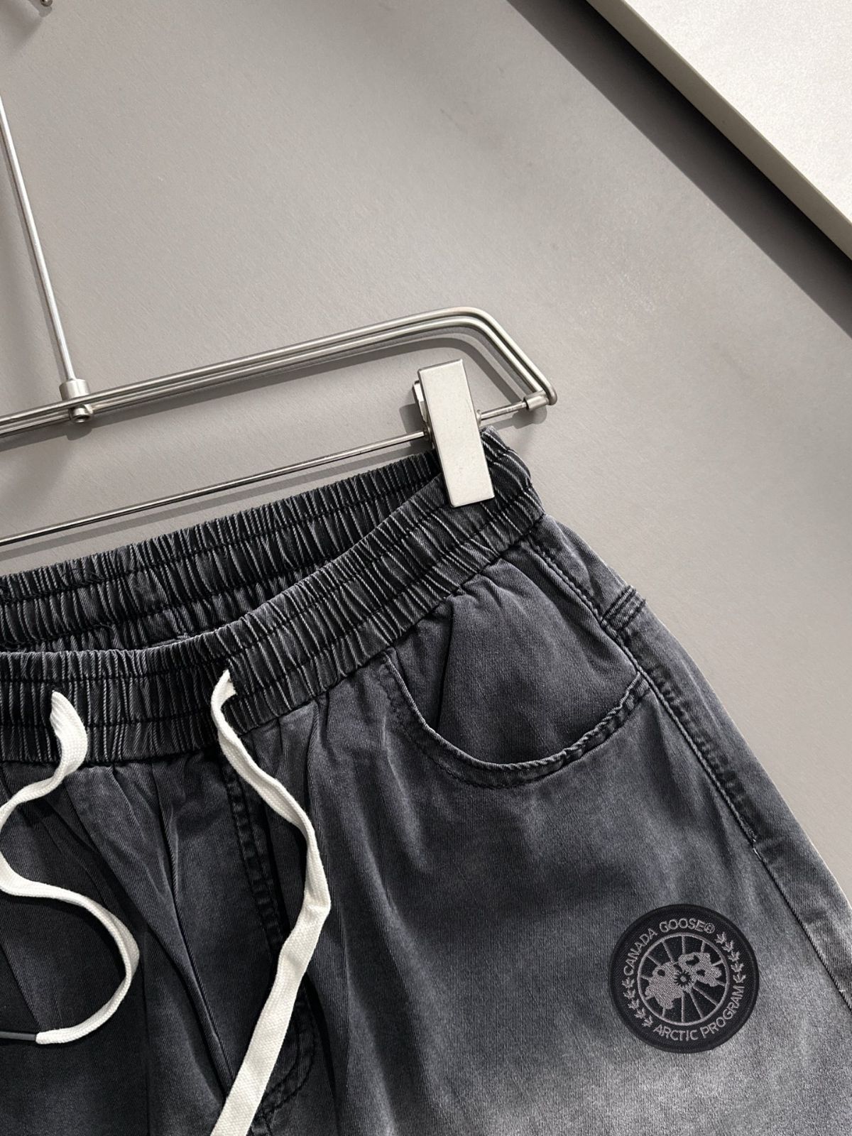 【今日特価】Canada Goose 2025SS デニムショートパンツ