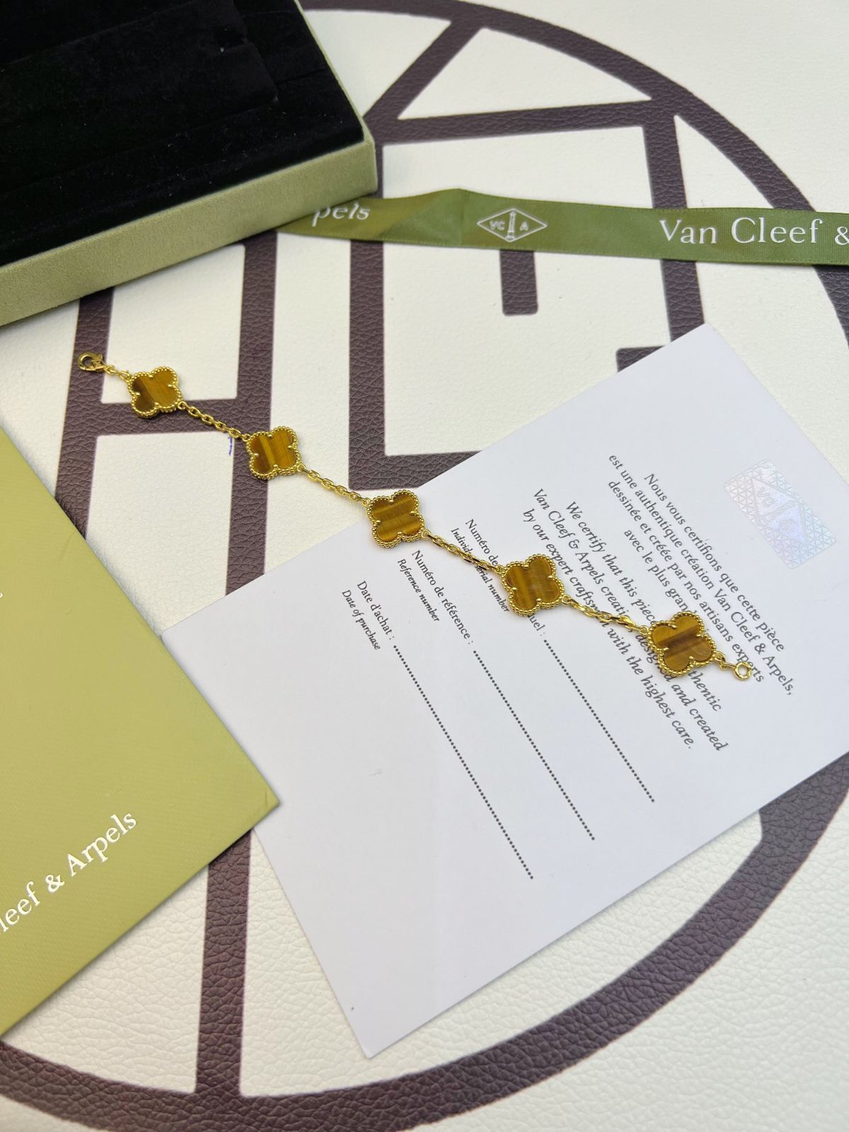 [Van Cleef & Arpels] ヴァンクリーフ＆アーペル 四つ葉のクローバー タイガーアイ ストーン ブレスレット｜本日限定特価｜新品未使用