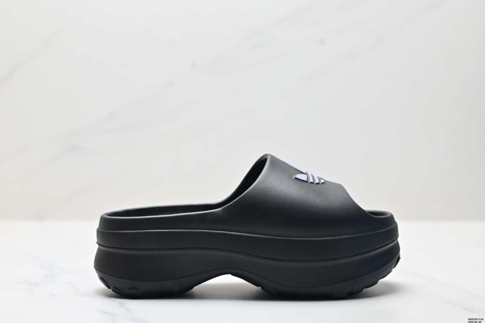 【今日特価】Adidas Originals AdiFOM Stan 送料無料 在庫限定セール価格！