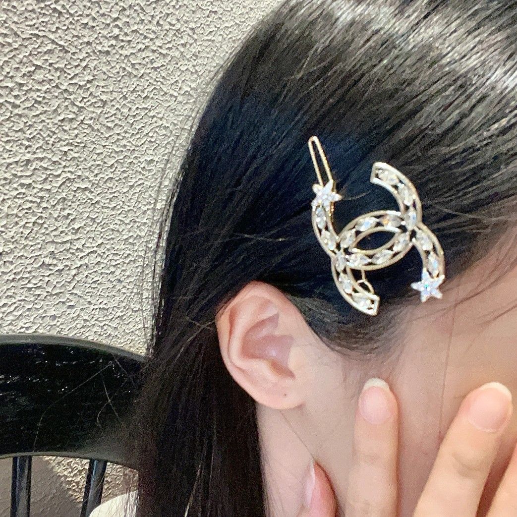 【今日特価】CHANEL 新作ヘアピン 人気急上昇中！送料無料 限定在庫セール価格！
