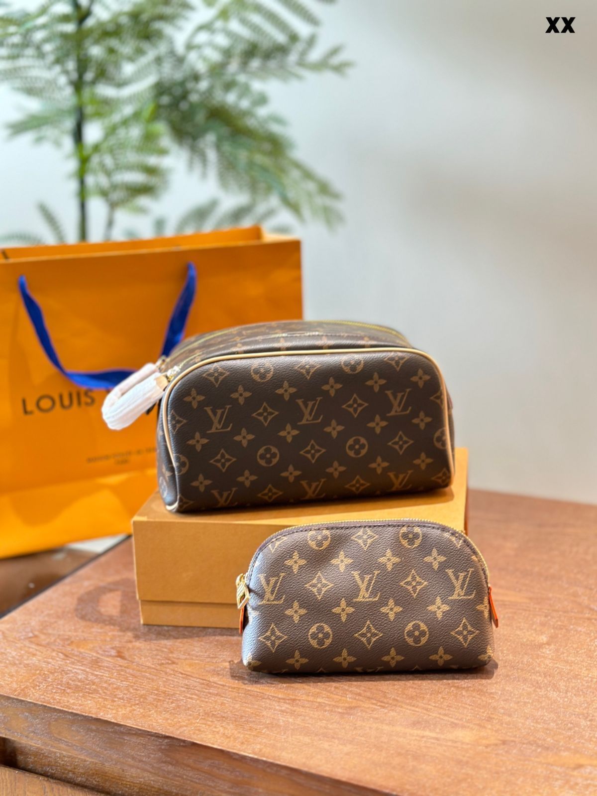 【今日特価】LV Fashion Makeup Pouch - ルイ・ヴィトン ファッション メイクポーチ-WTO輸入1