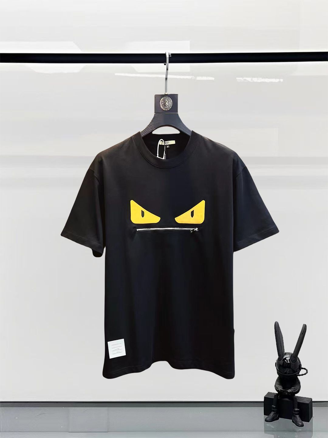【今日特価】FENDI 25SS 刺繍ロゴ シャツ