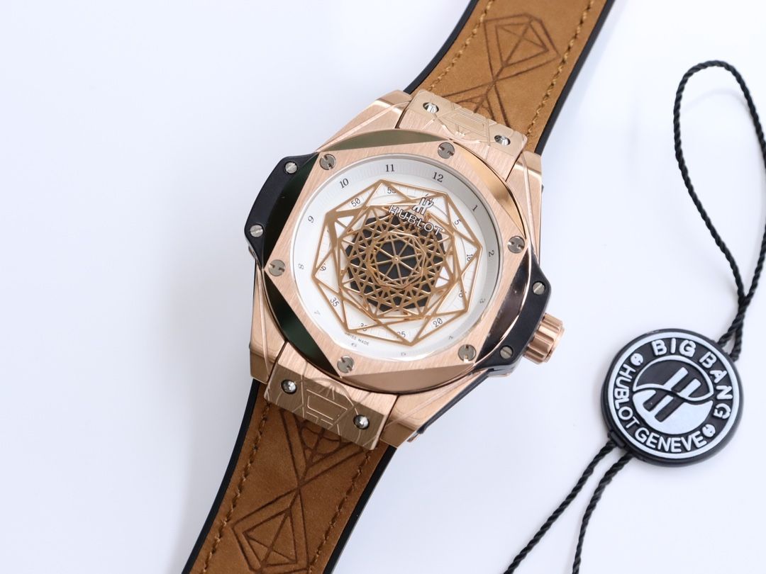[Hublot] ビッグバン サンブルー タトゥーデザインウォッチ - 専用ケース・カード・袋付き｜本日限定特価｜新品未使用