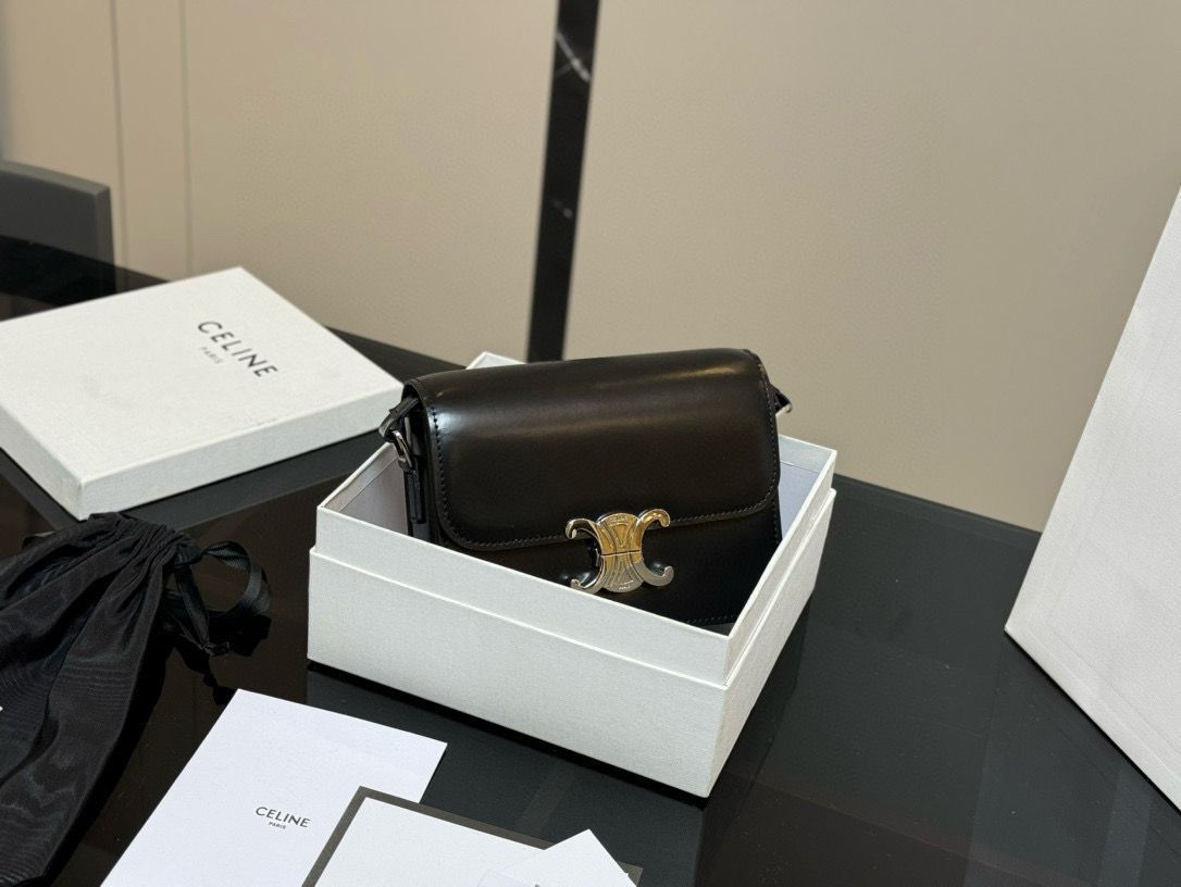 [Celine] トリオンフ ミニバッグ - 専用ボックス付き | セリーヌ レディースバッグ[本日特価|新品未使用品]