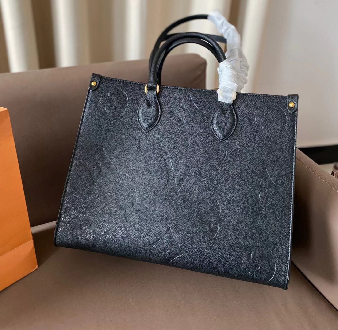 本日の特売LOUIS VUITTON ルイヴィトン トートバッグfhr