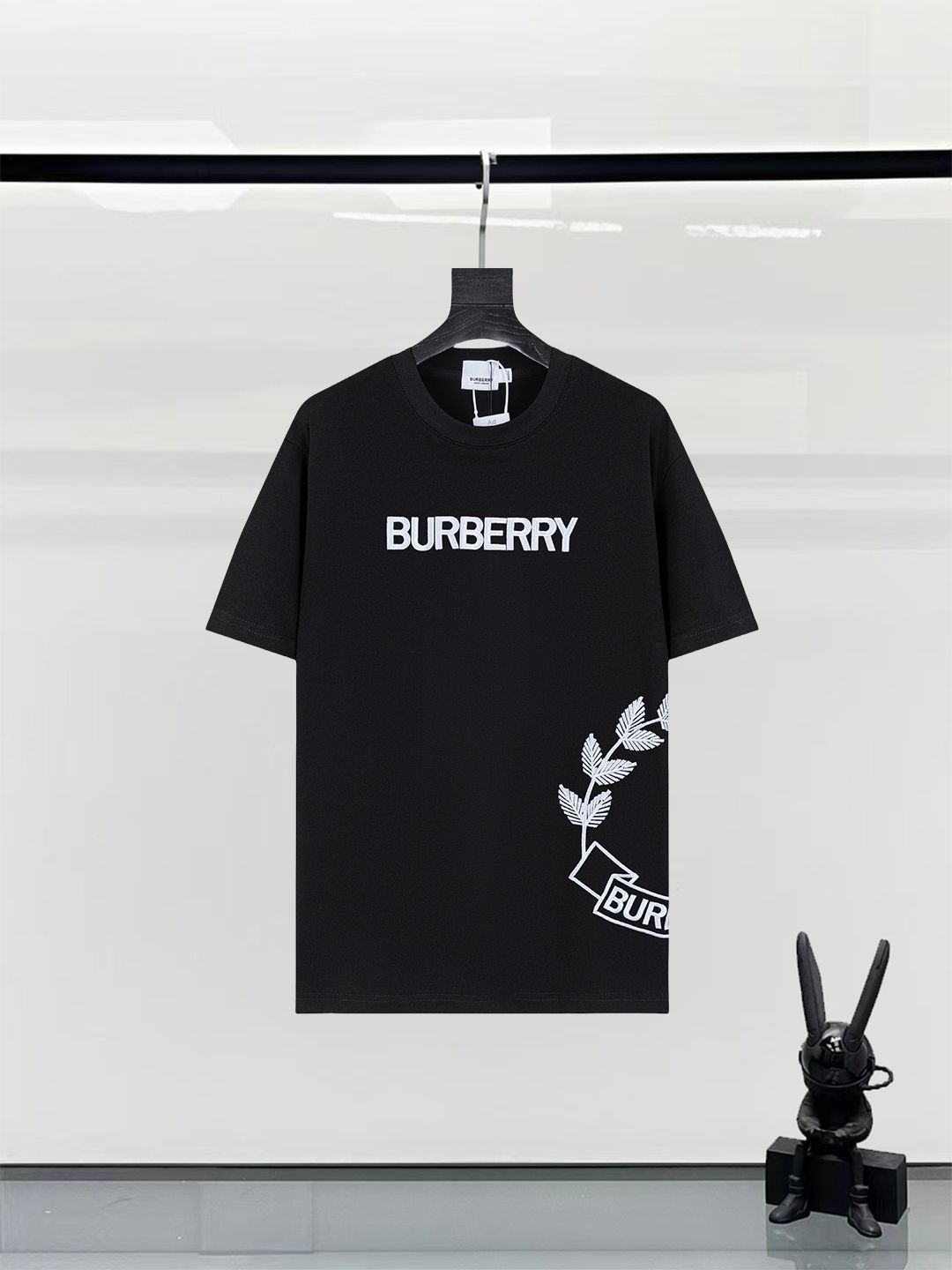 【今日特価】BURBERRY 25SS 刺繍ロゴ シャツ