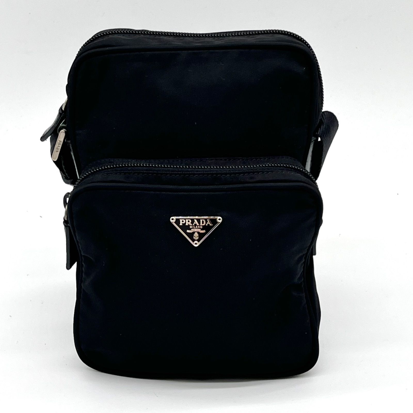 【美品〜良品】プラダ ショルダーバッグ アマゾン型 ナイロン レザー ブラック 良品◎PRADA プラダ アマゾン型 三角ロゴプレート テスートナイロン