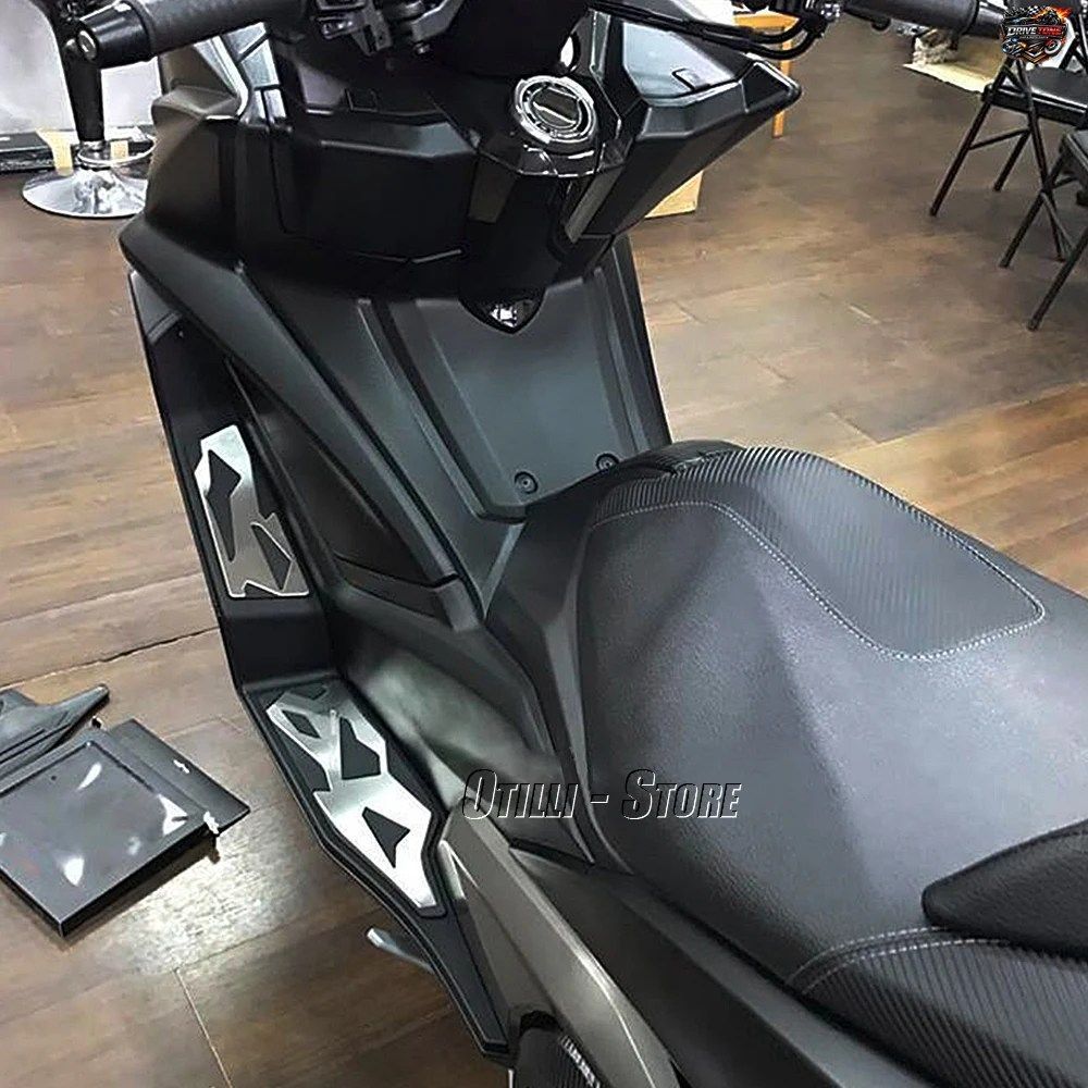 KYMCO AK550 2018 2019 モーターサイクル用フットボード ステップ フットレスト フットパッド ペダル フットレスト パッド 2017-2021 AK550