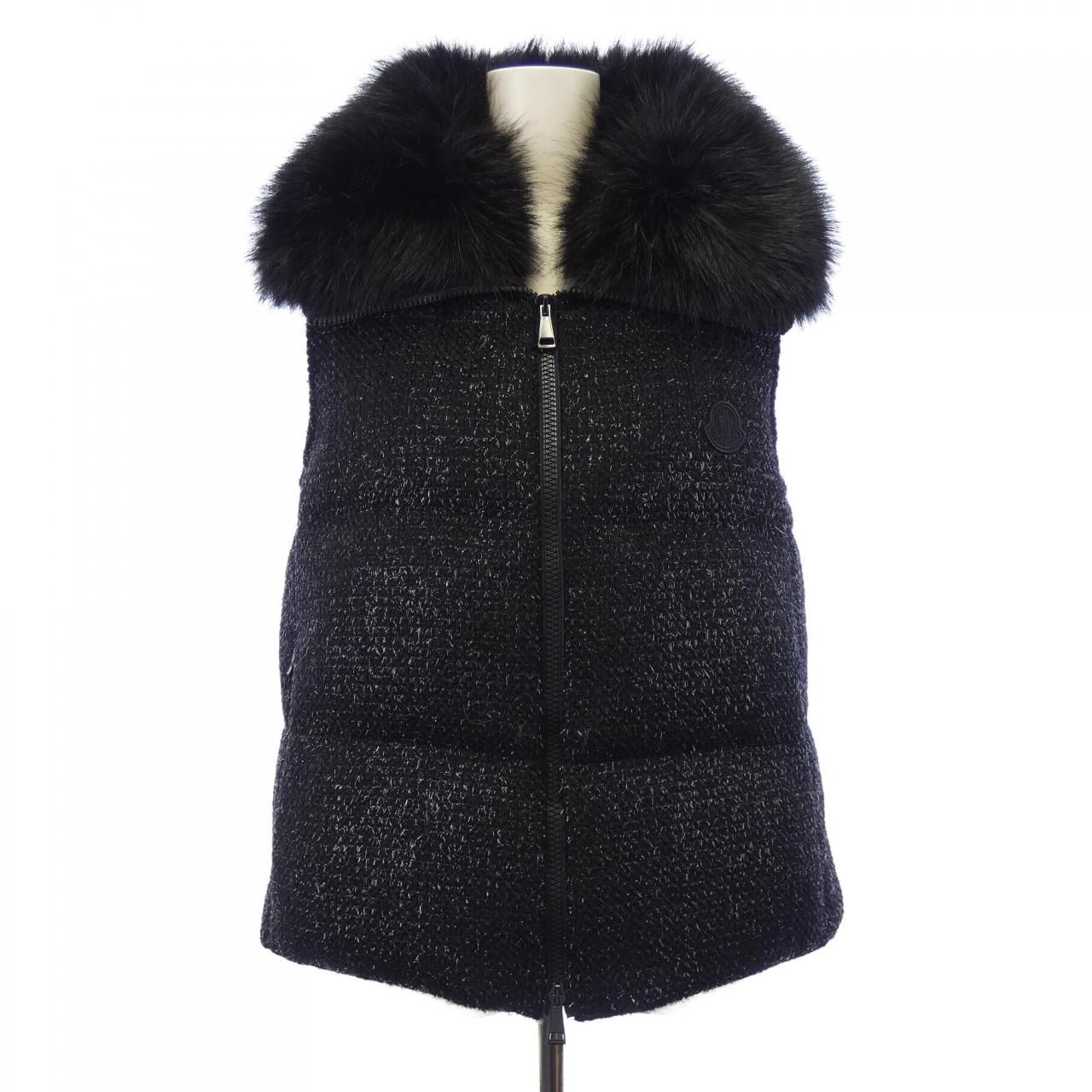 モンクレール MONCLER CARRELET ダウンベスト 99,330円