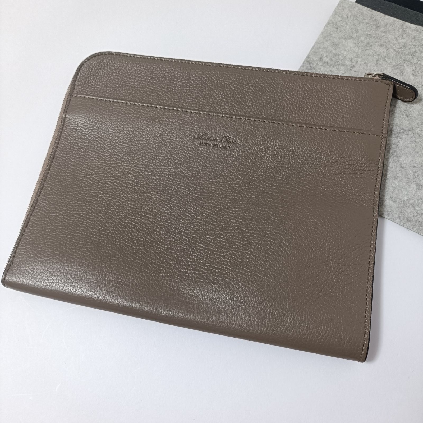 Andrea Rossi アンドレアロッシ クラッチバッグ L字ファスナー 本革 