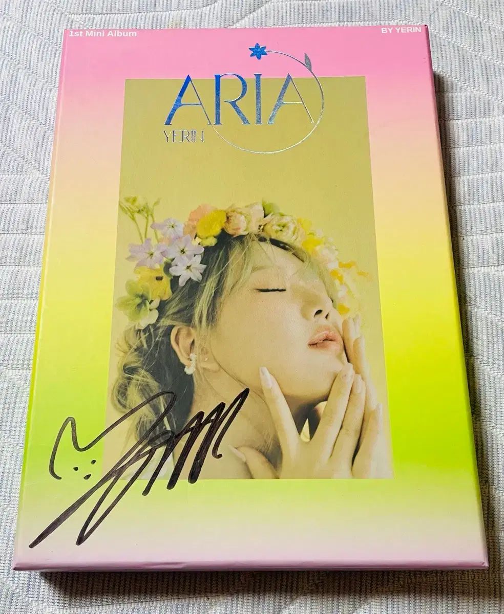 レディース GFRIEND（ジーフレンド） イェリン(YERIN) ミニ 1集 サイン入り アルバム 非売品