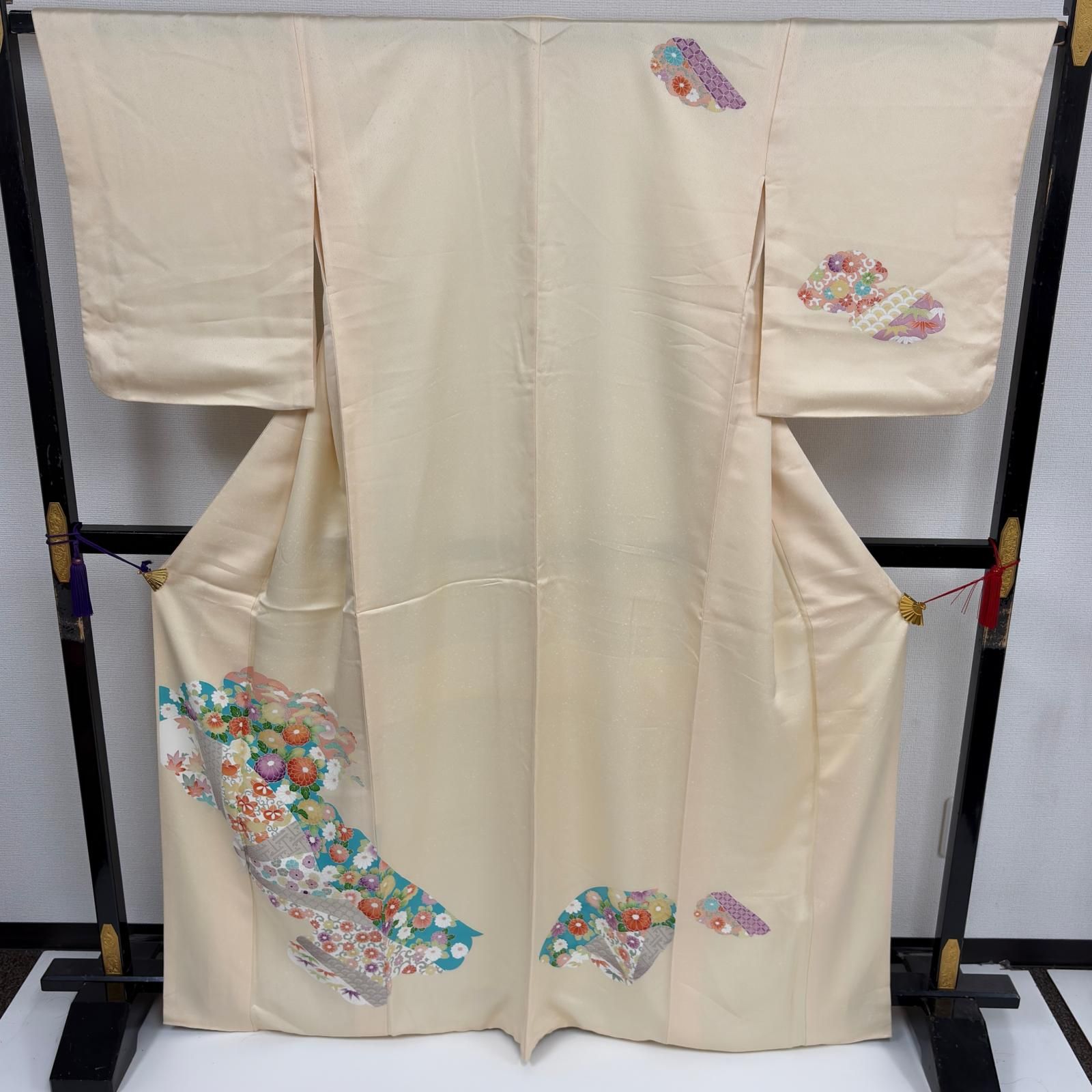 付け下げ 正絹 紋なし 花草の素敵な染め 袷 着物 MK-9574 - メルカリ