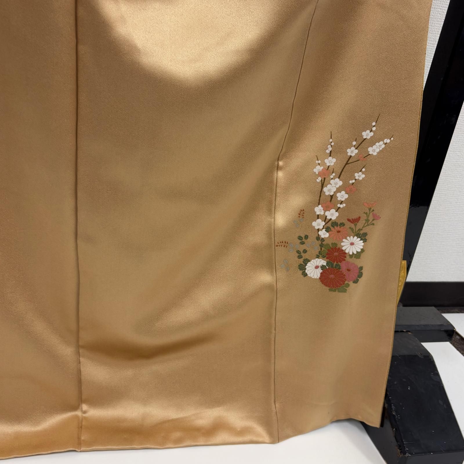 付け下げ 正絹 紋なし 上品な染めの花草 袷 着物 MK-9576 - メルカリ