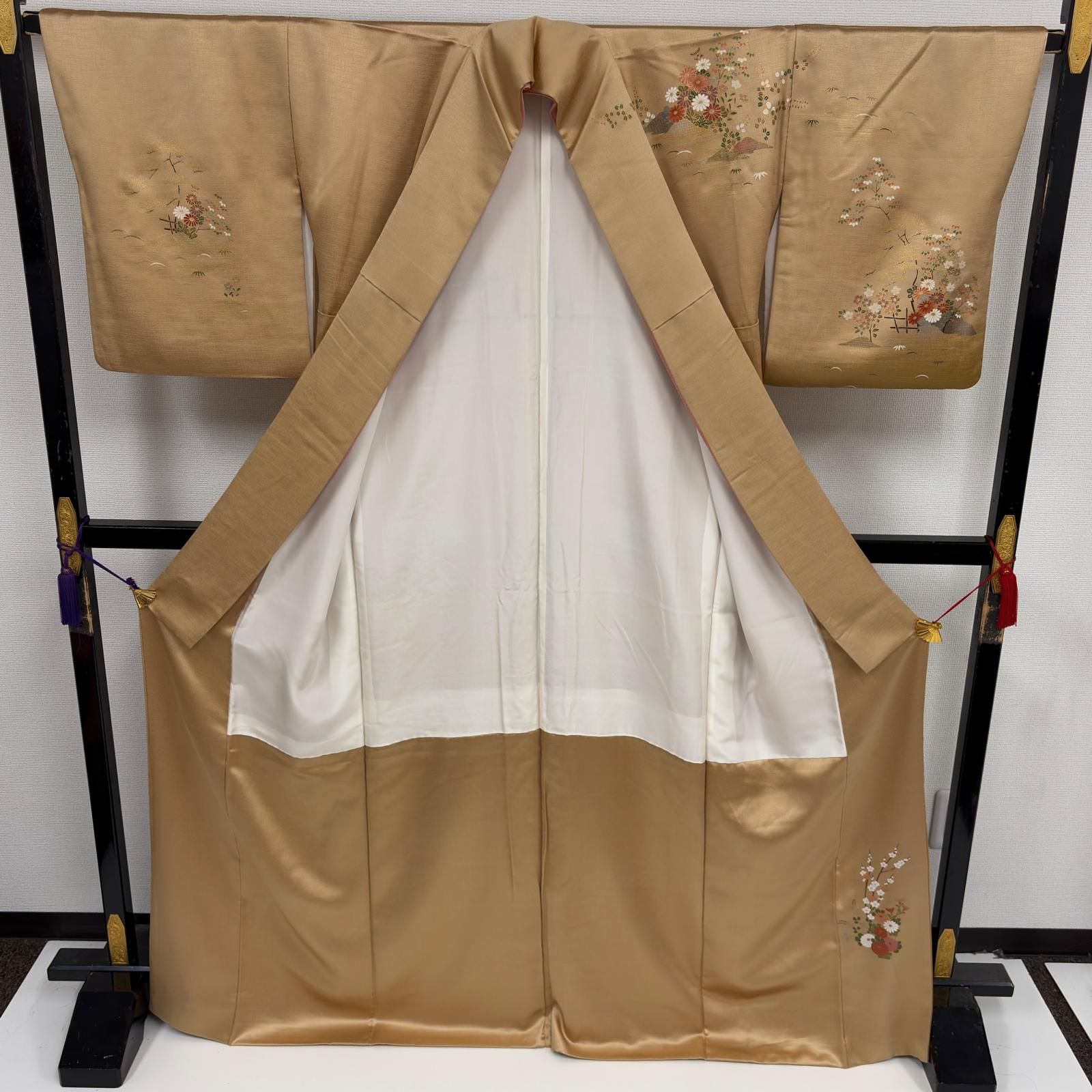 付け下げ 正絹 紋なし 上品な染めの花草 袷 着物 MK-9576 - メルカリ