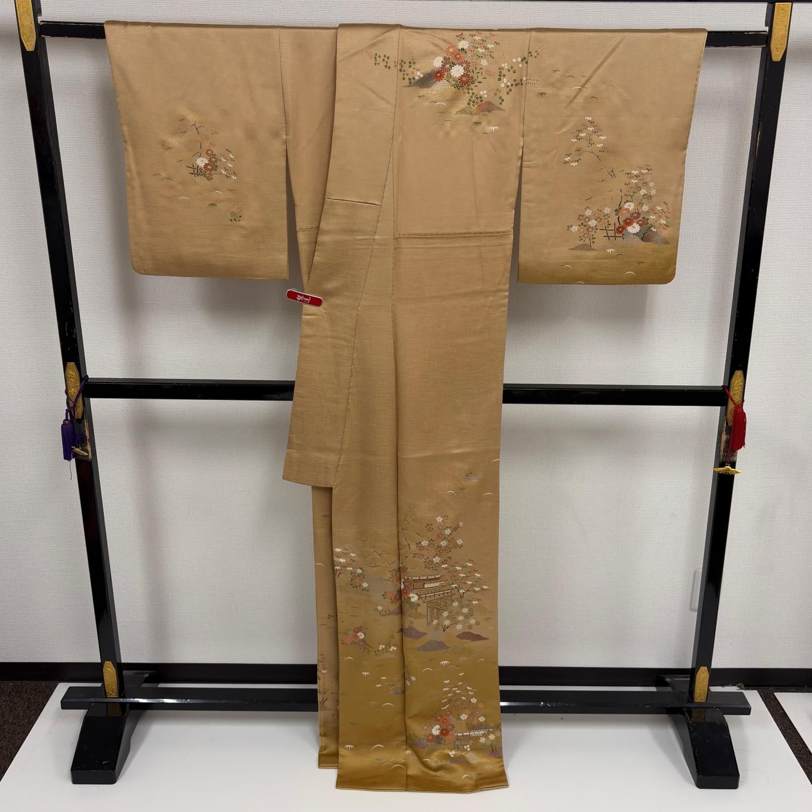 付け下げ 正絹 紋なし 上品な染めの花草 袷 着物 MK-9576 - メルカリ
